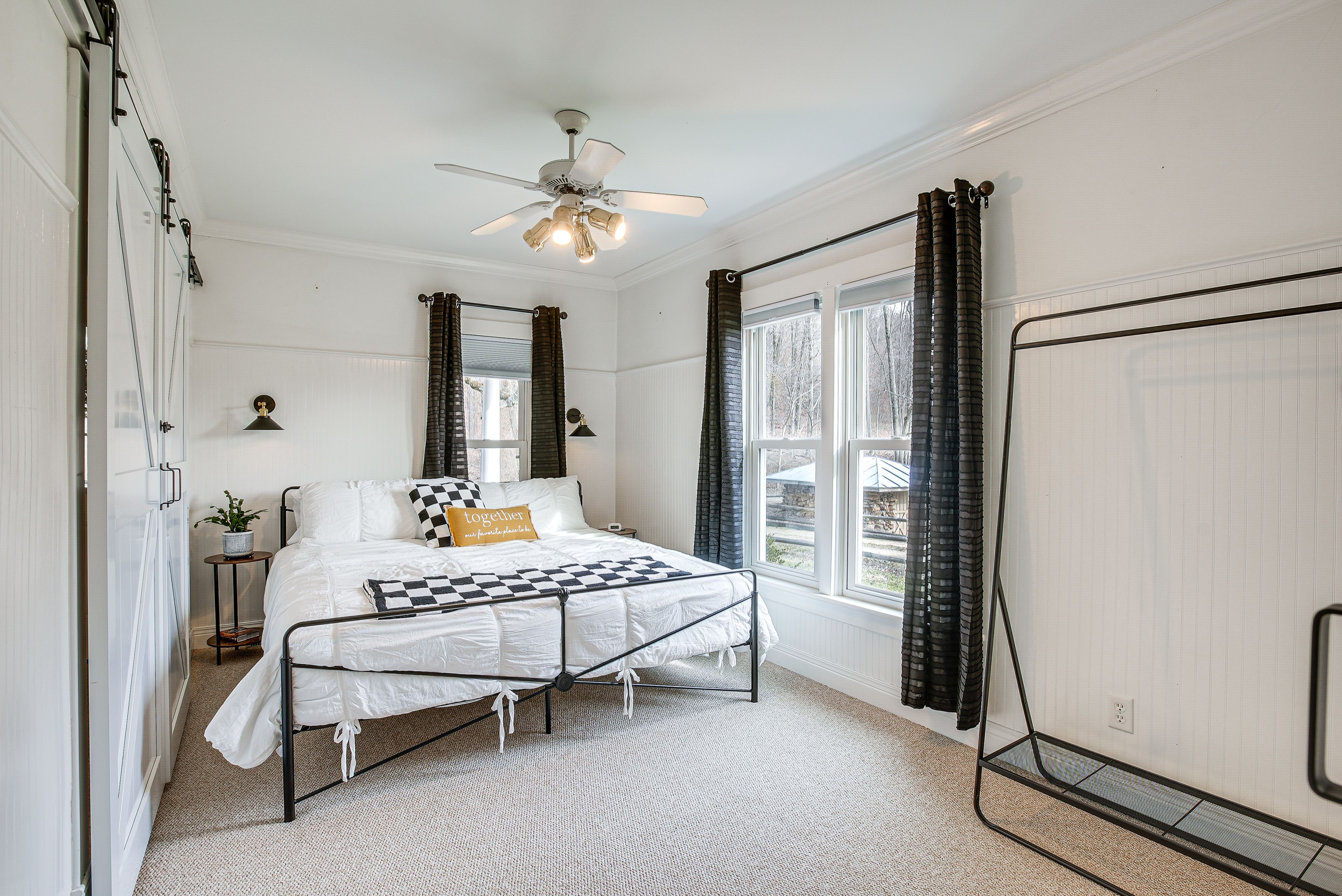 Bedroom 1 | King Bed | Linens Provided | 1st Floor