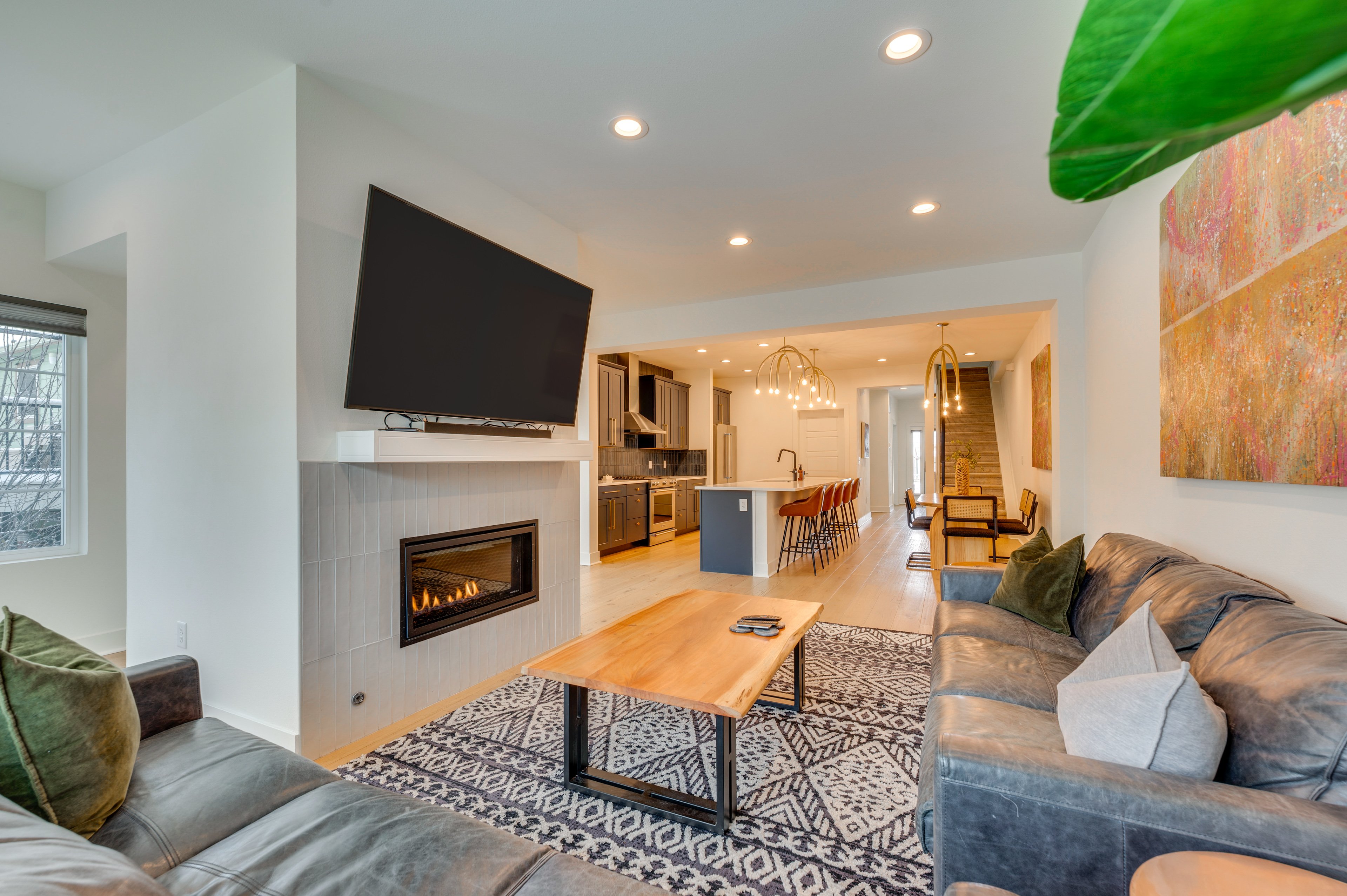 Erie Vacation Rental | 4BR | 4BA | 3,300 Sq Ft | Exterior Staircase to Enter