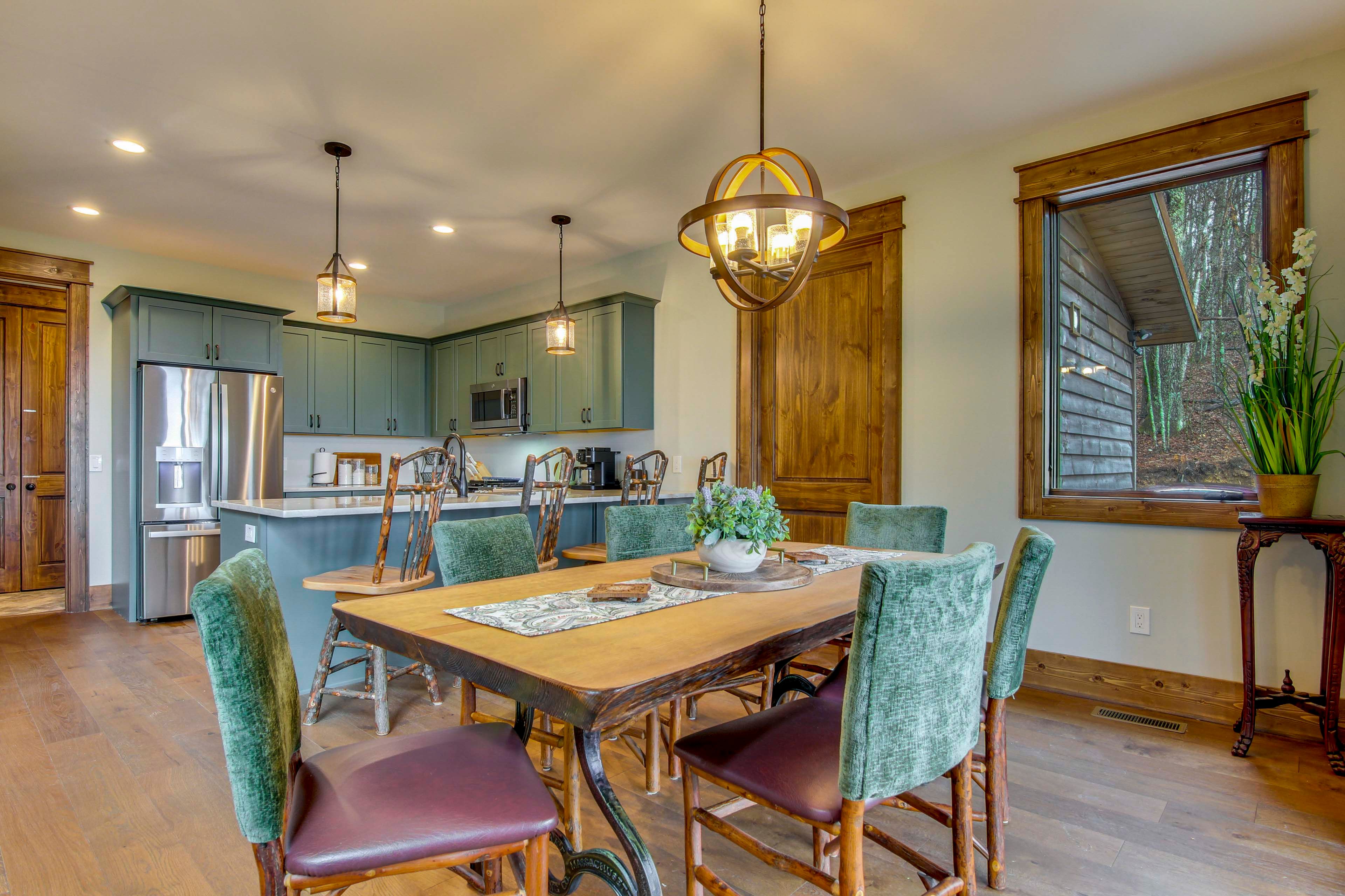Dining Area | 1st Floor