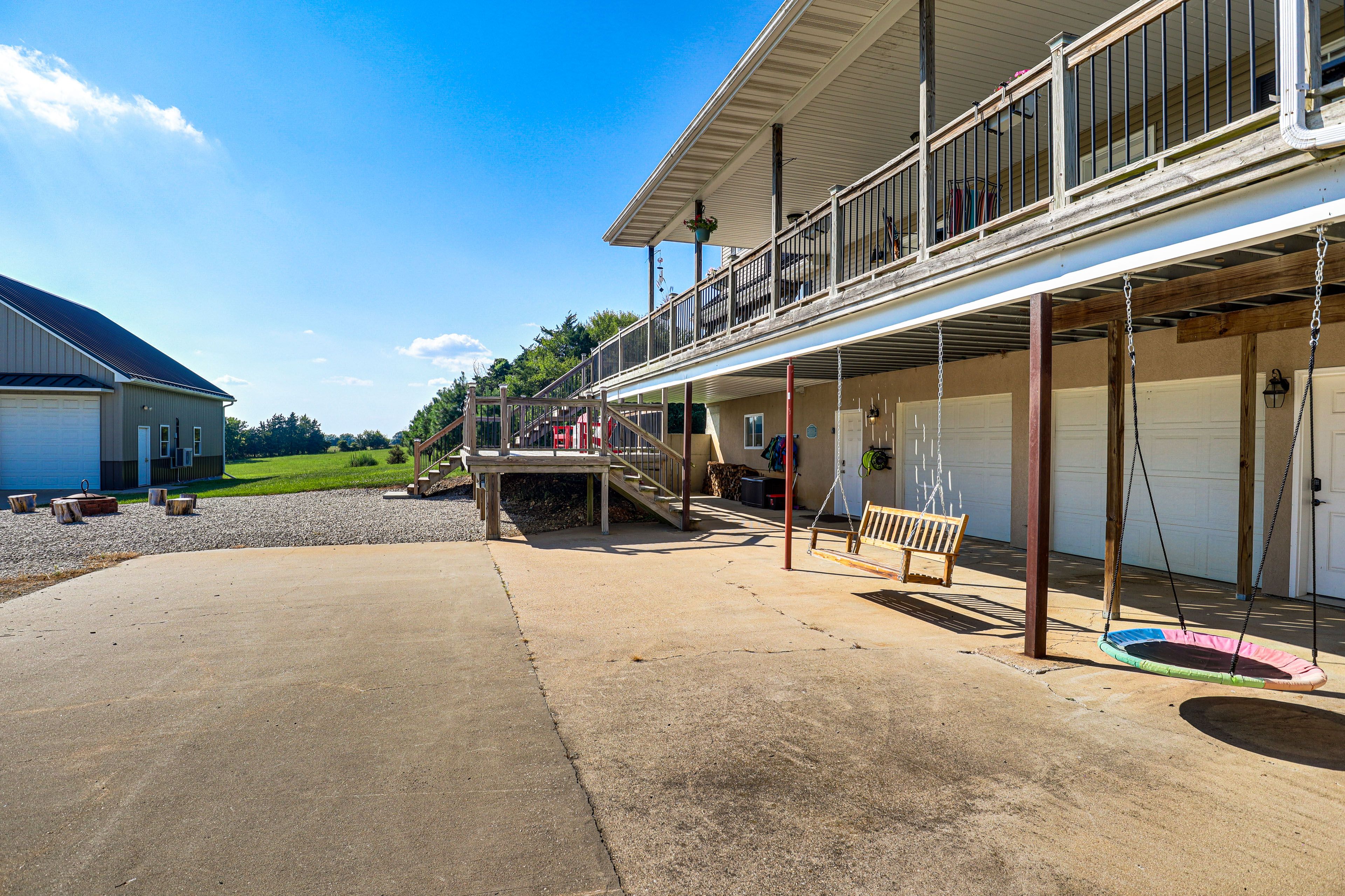 Covered Patio | Porch Swings