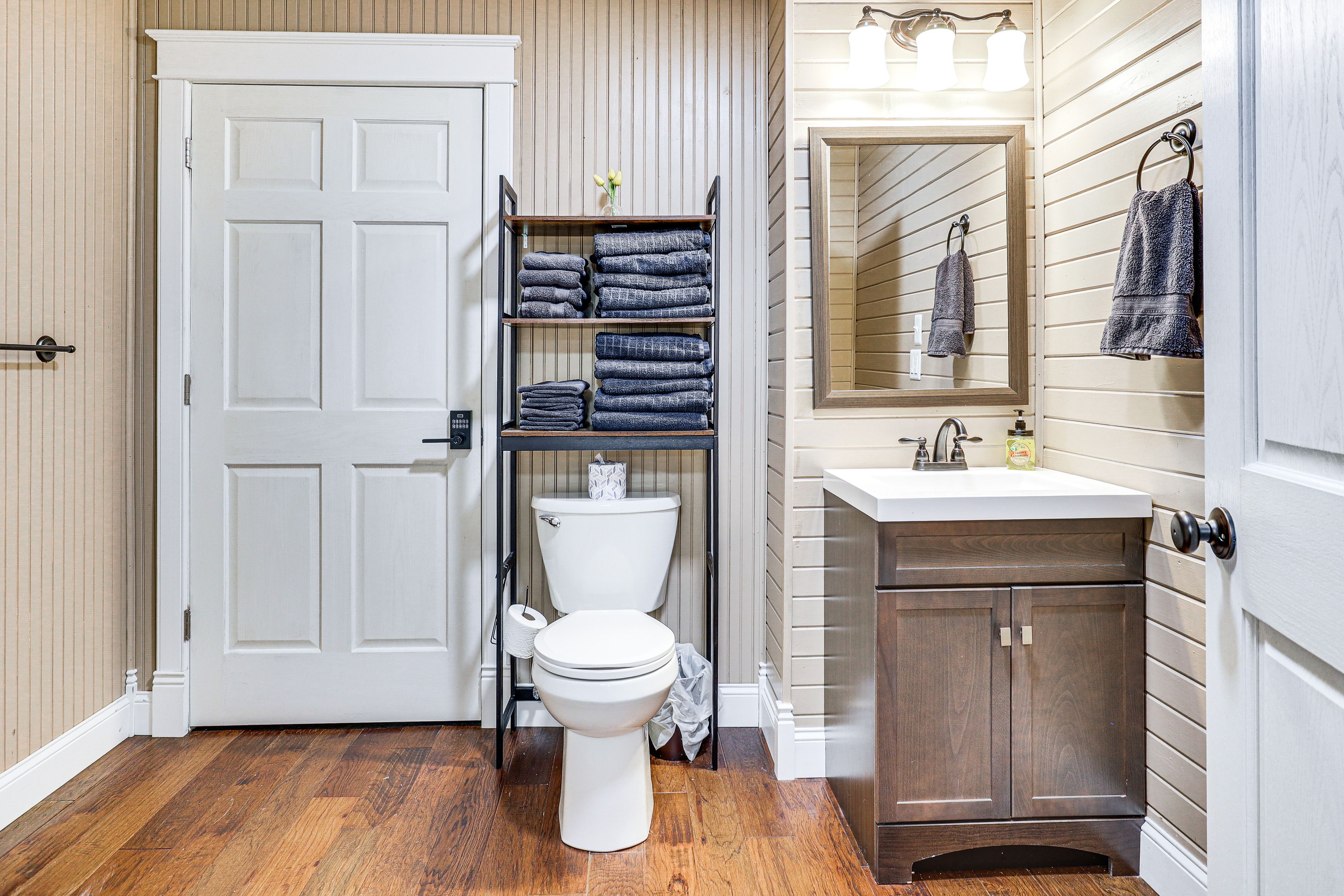 Full Bathroom | Basement Level