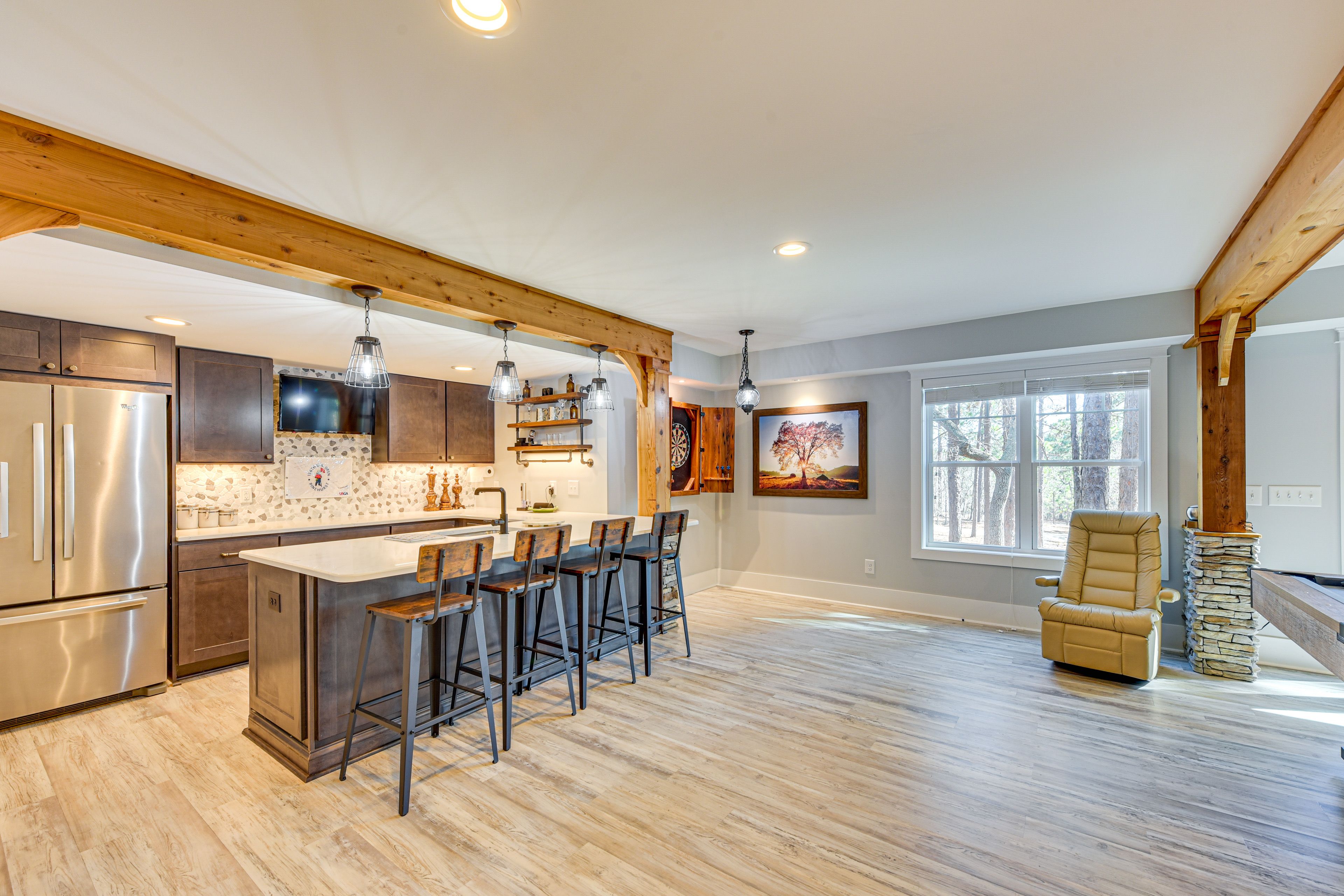 Bonus Kitchen & Bar | Lower Level | Smart TV