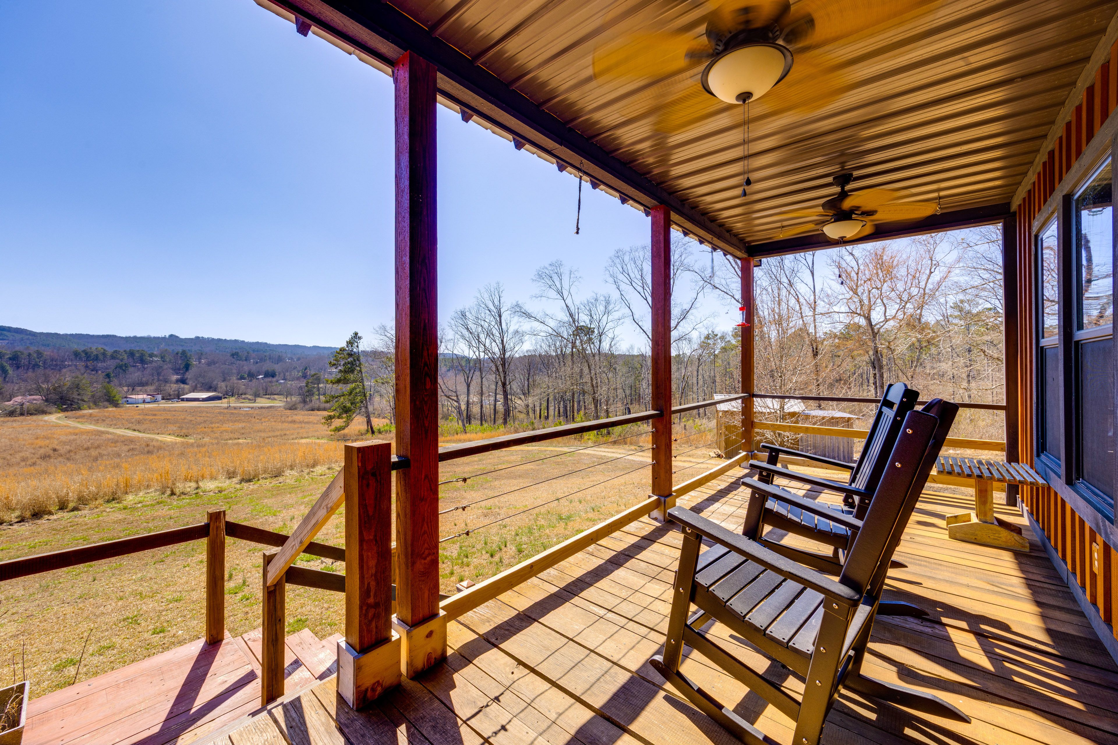 Altoona Vacation Rental | 2BR | 1BA | 1,400 Sq Ft | 3 Steps to Enter