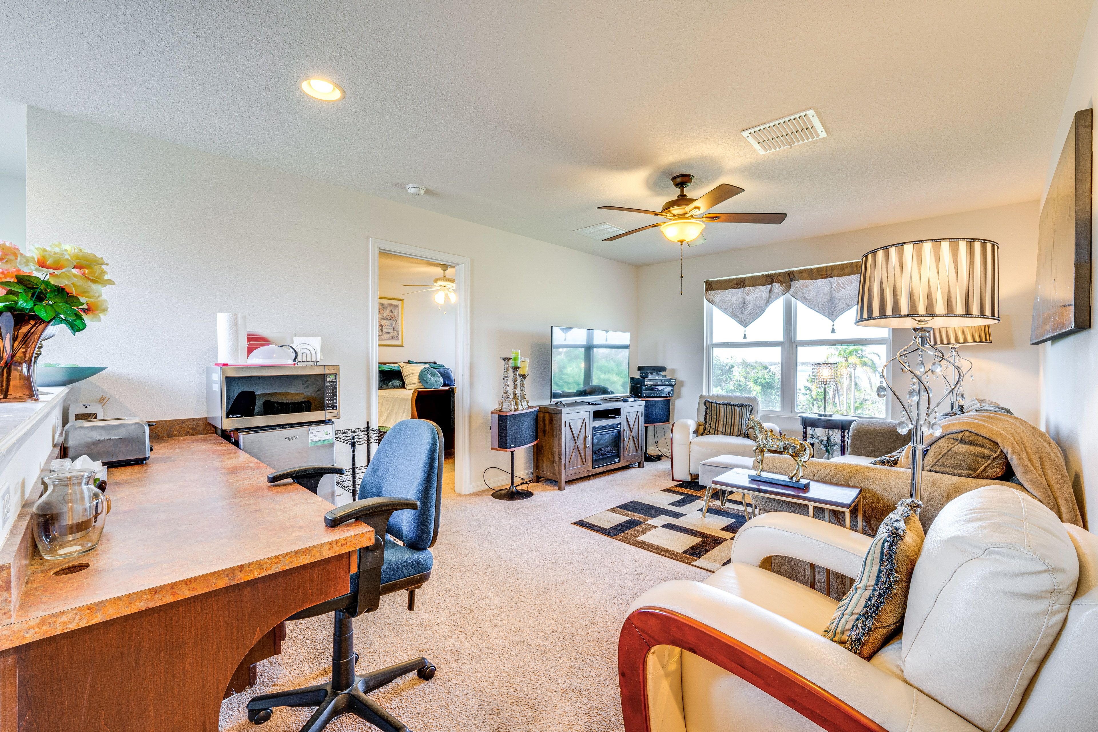 Sitting Room | 2nd Floor | Work Desk | Smart TV