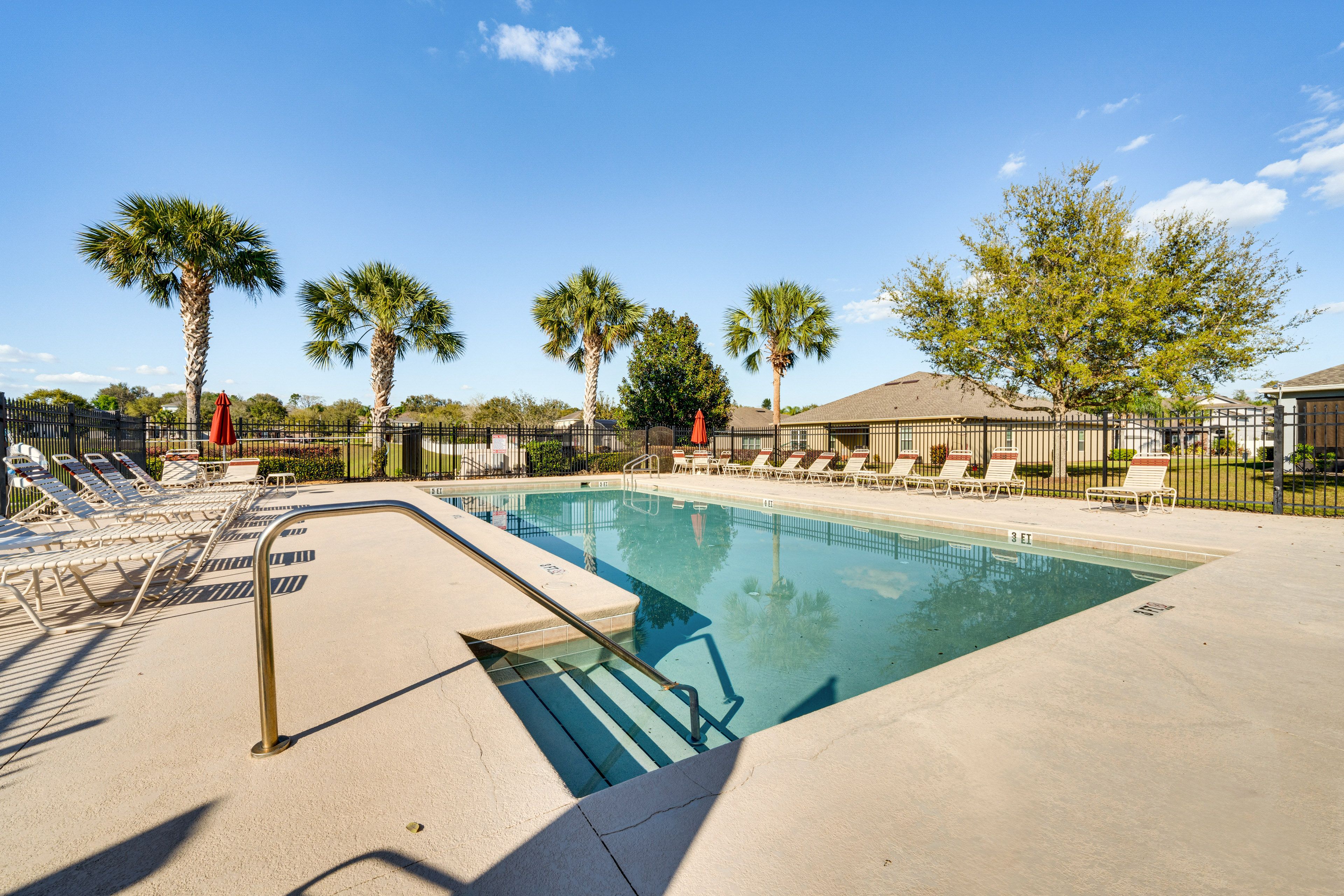 Neighboorhood Amenities | Outdoor Pool | Playground