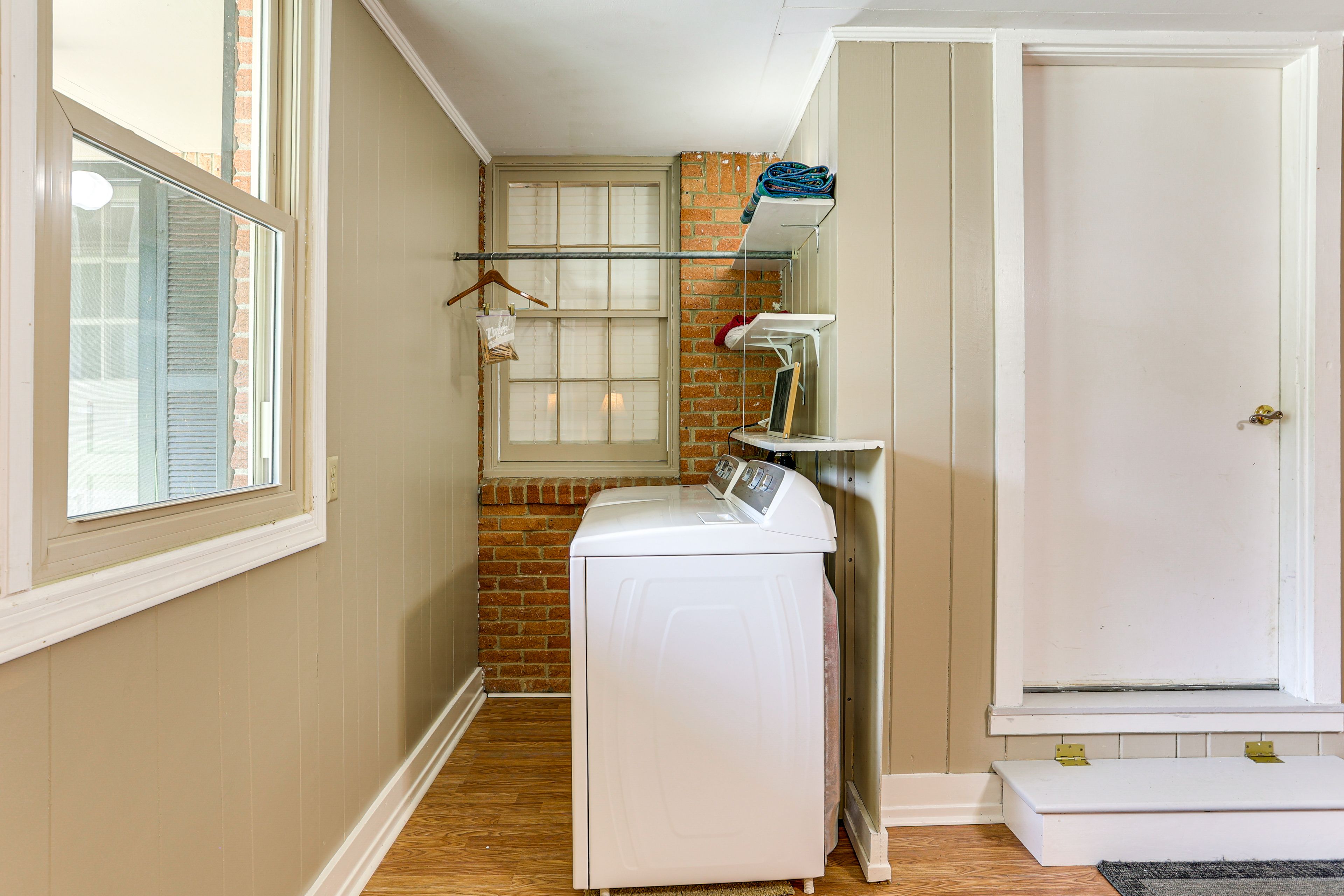 Laundry Area | Washer/Dryer