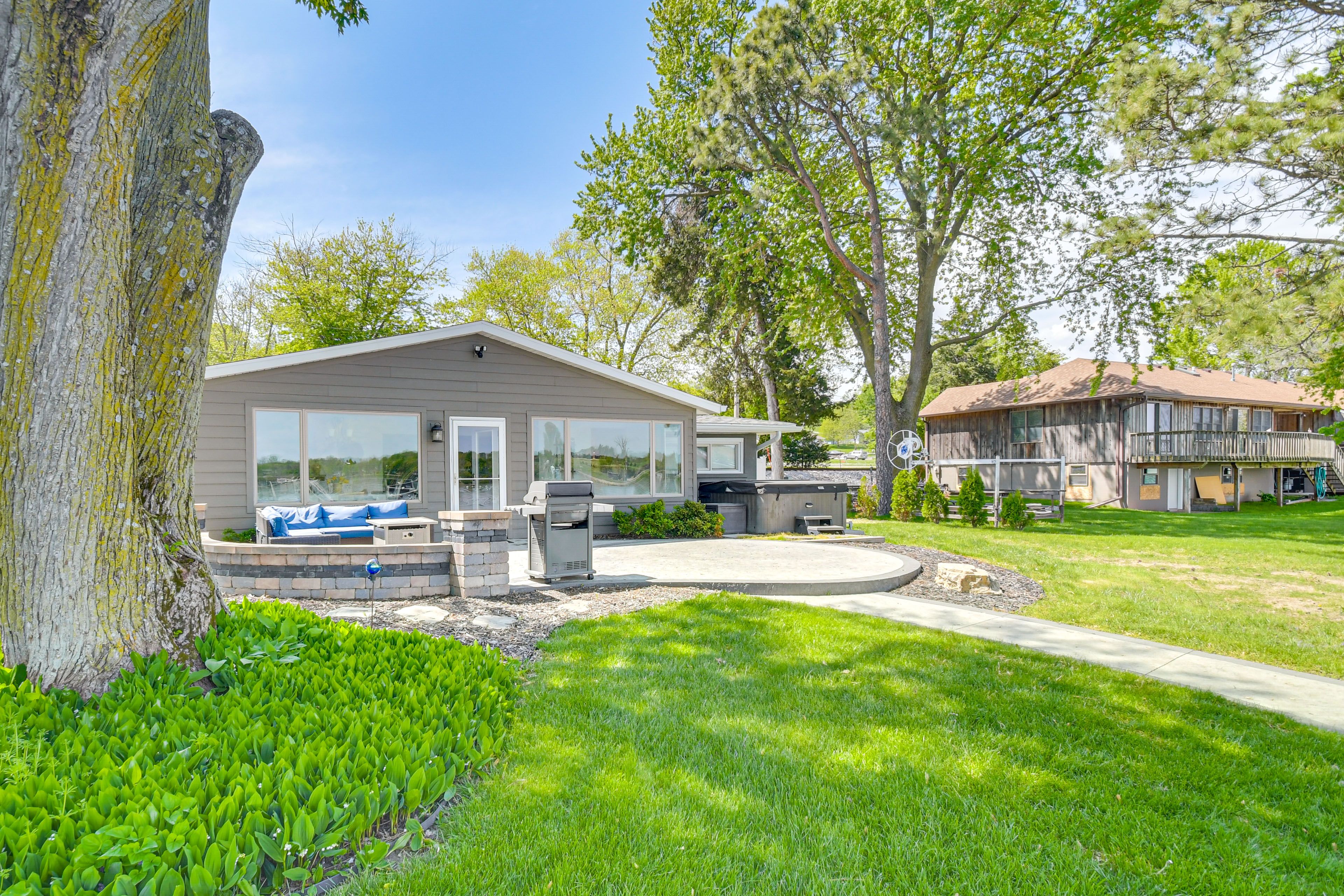 Patio Furniture | Grill | Yard Space