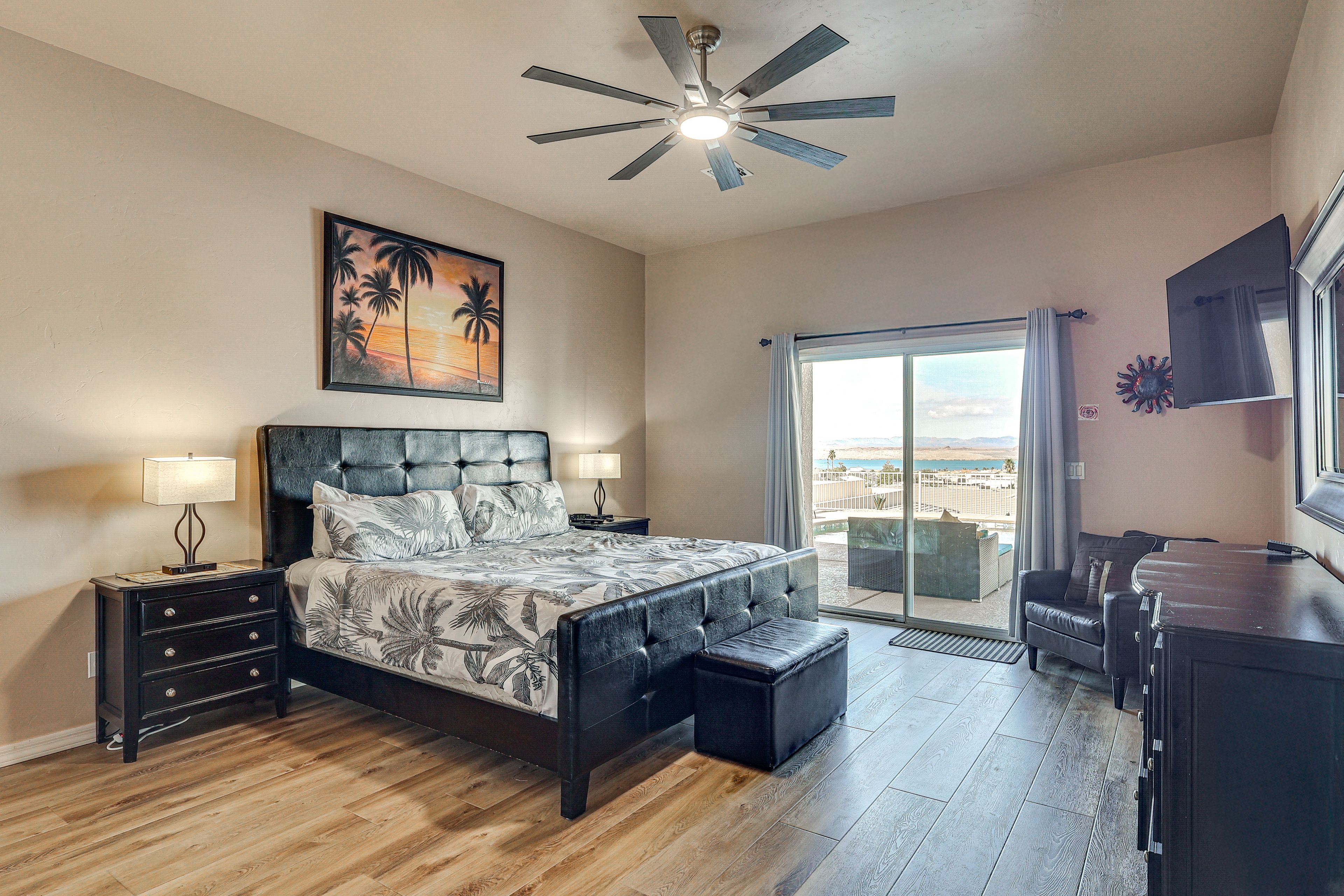 Bedroom 1 | King Bed | Linens Provided