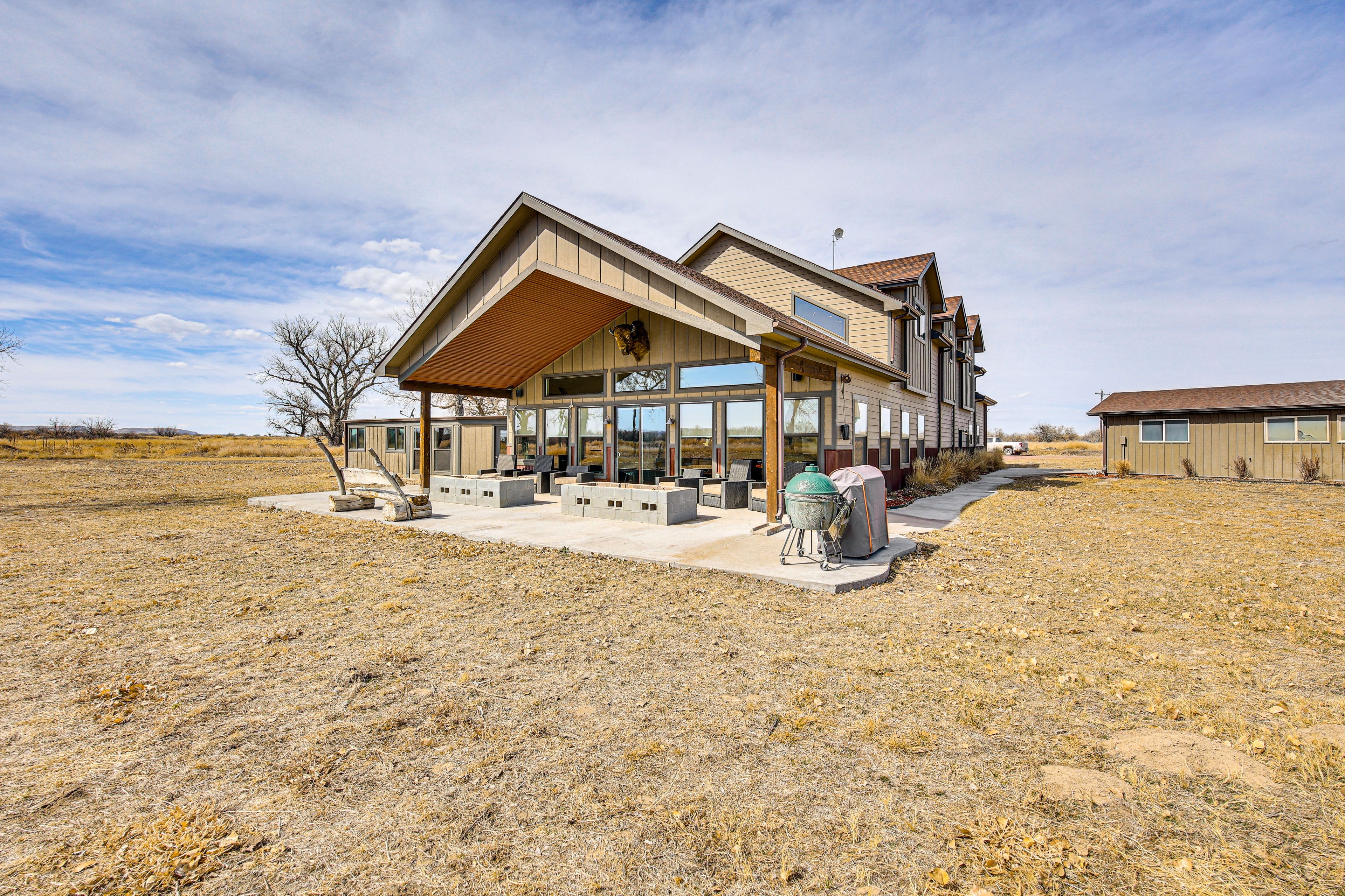 Pastoral Setting | Working Ranch