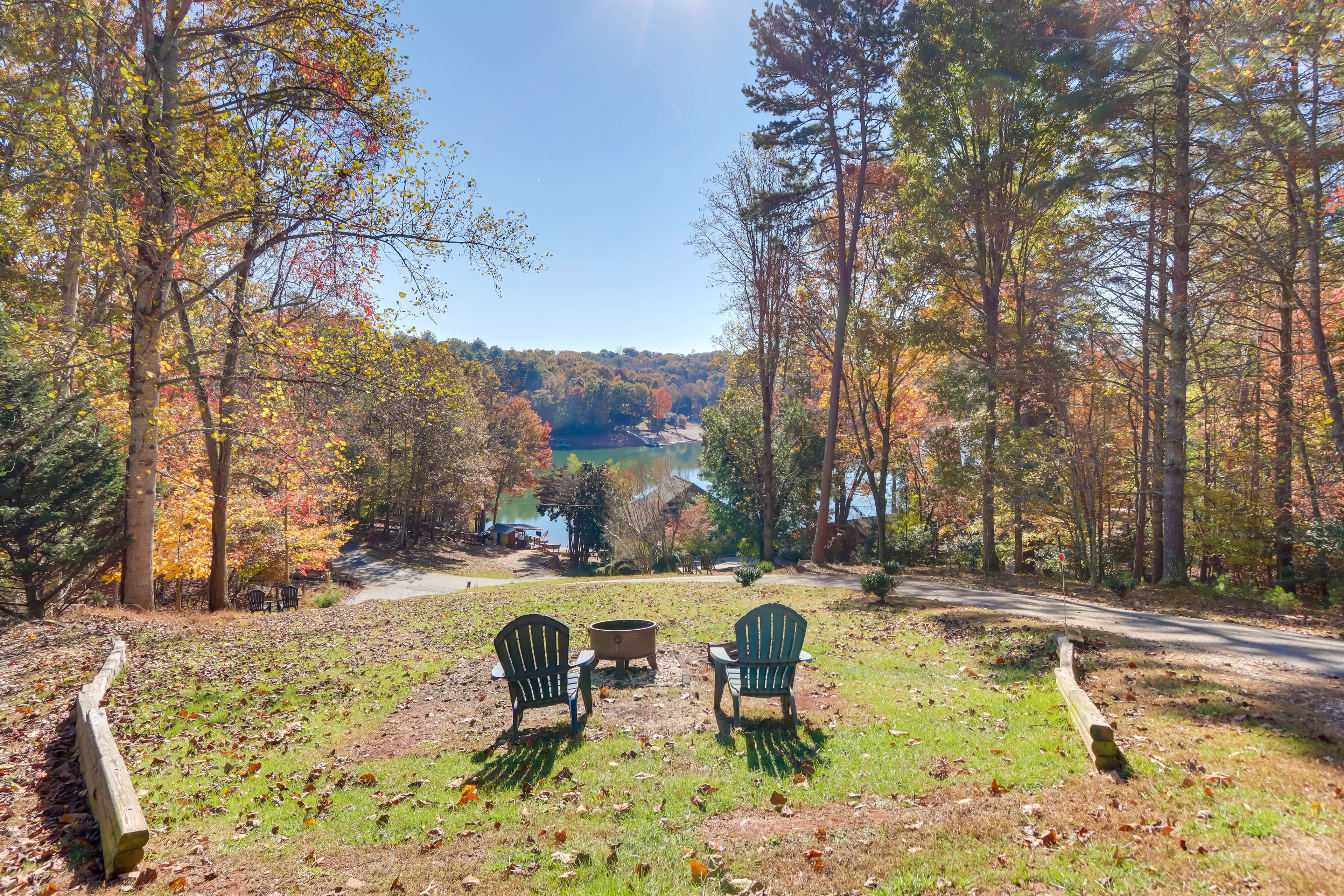 Apartment Exterior | Shared Fire Pit & Front Yard