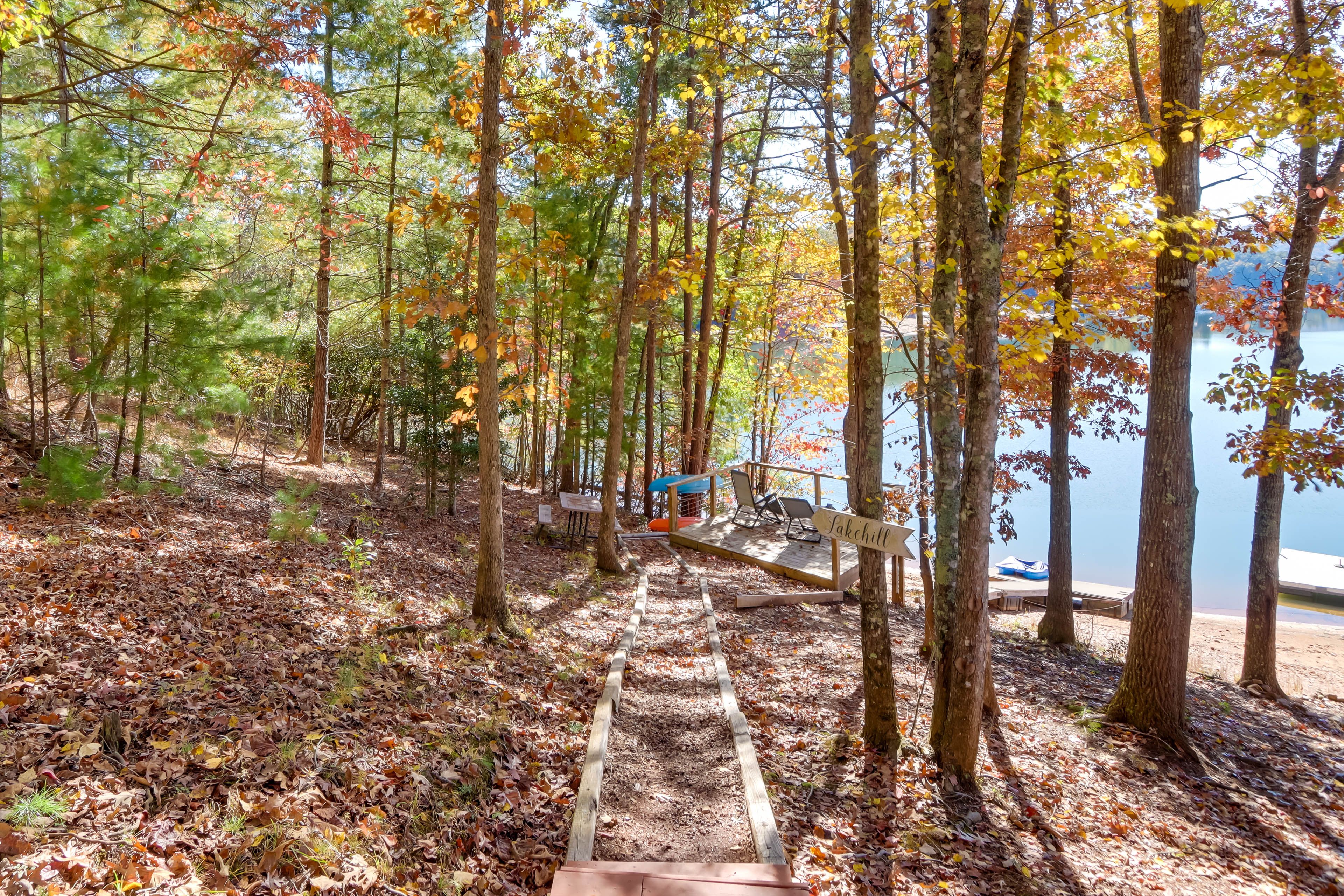 Apartment Exterior | Private Viewing Deck | Kayaks | Lake Access