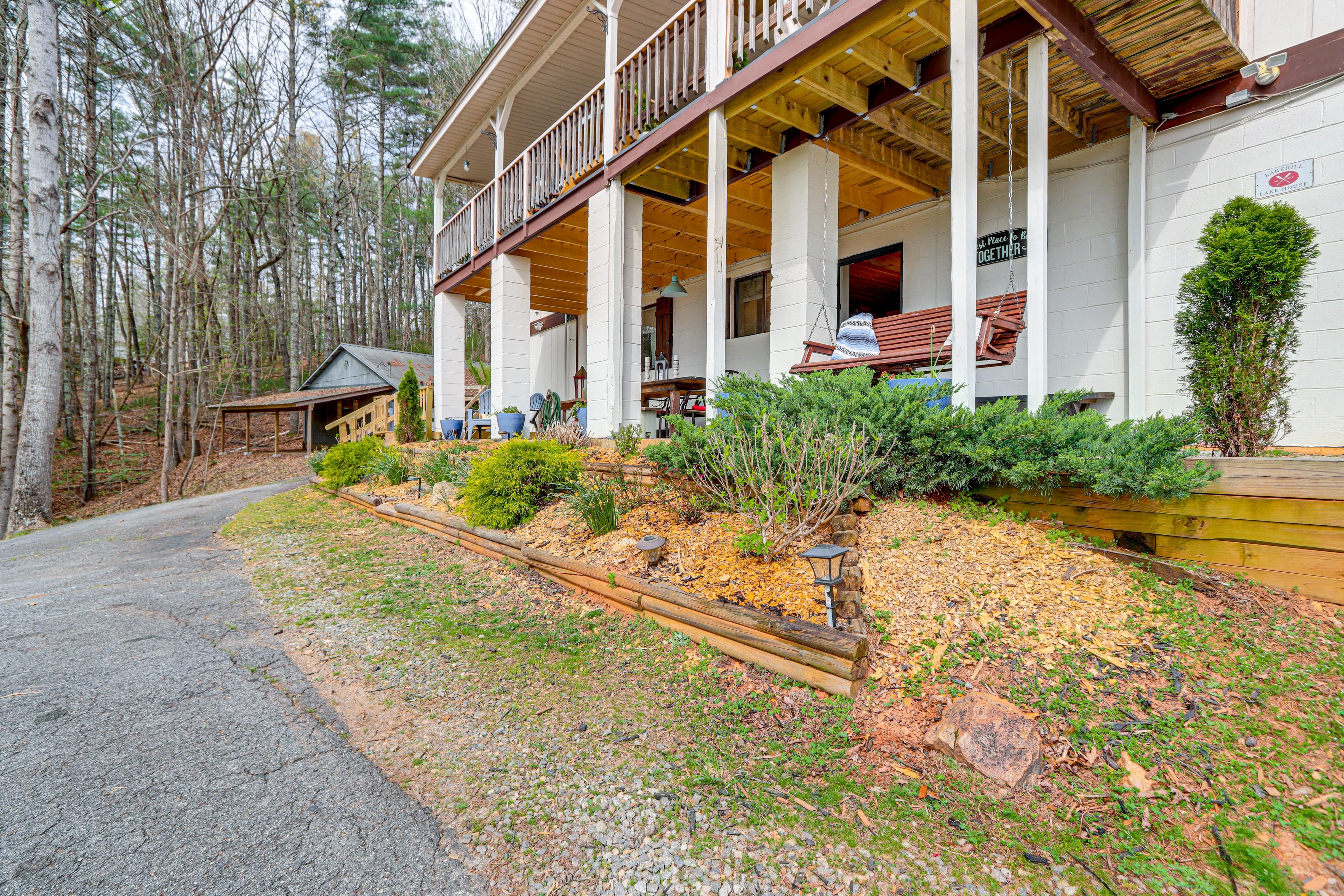 Parking | Driveway (1 Vehicle)