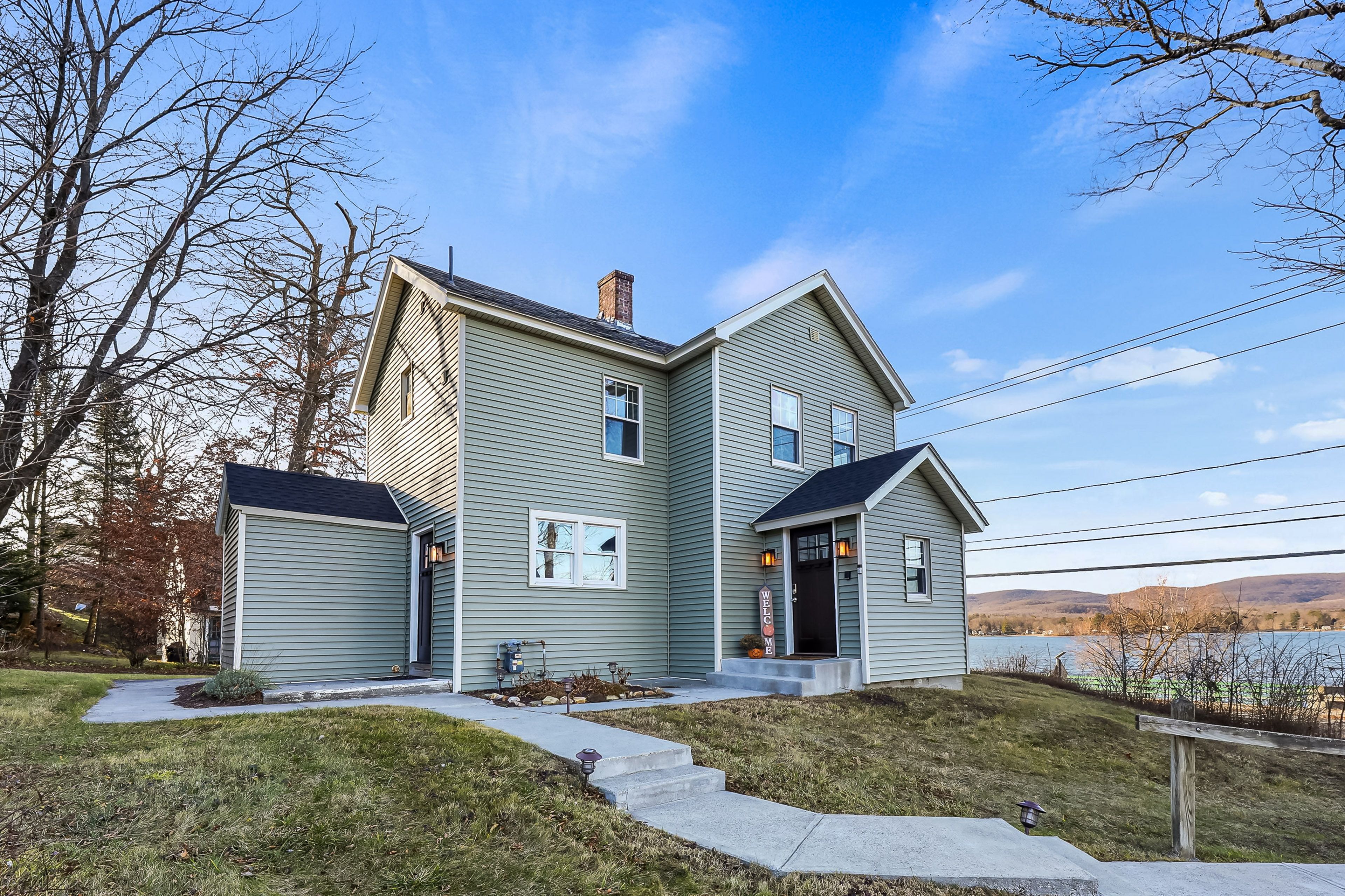 2-Story Home | Self Check-In | Lake Access