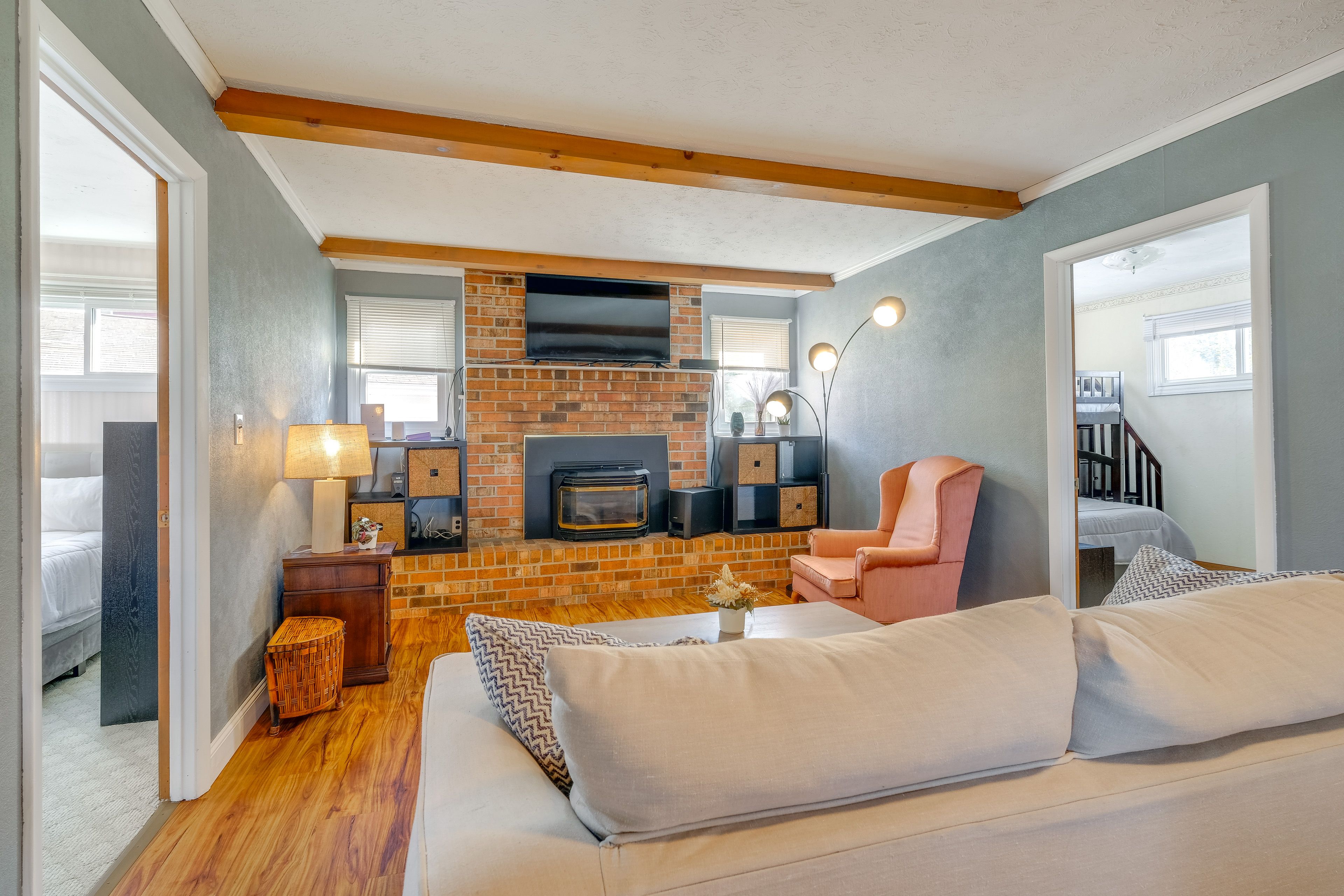 Living Room | Free WiFi | Smart TV | Single-Story Home