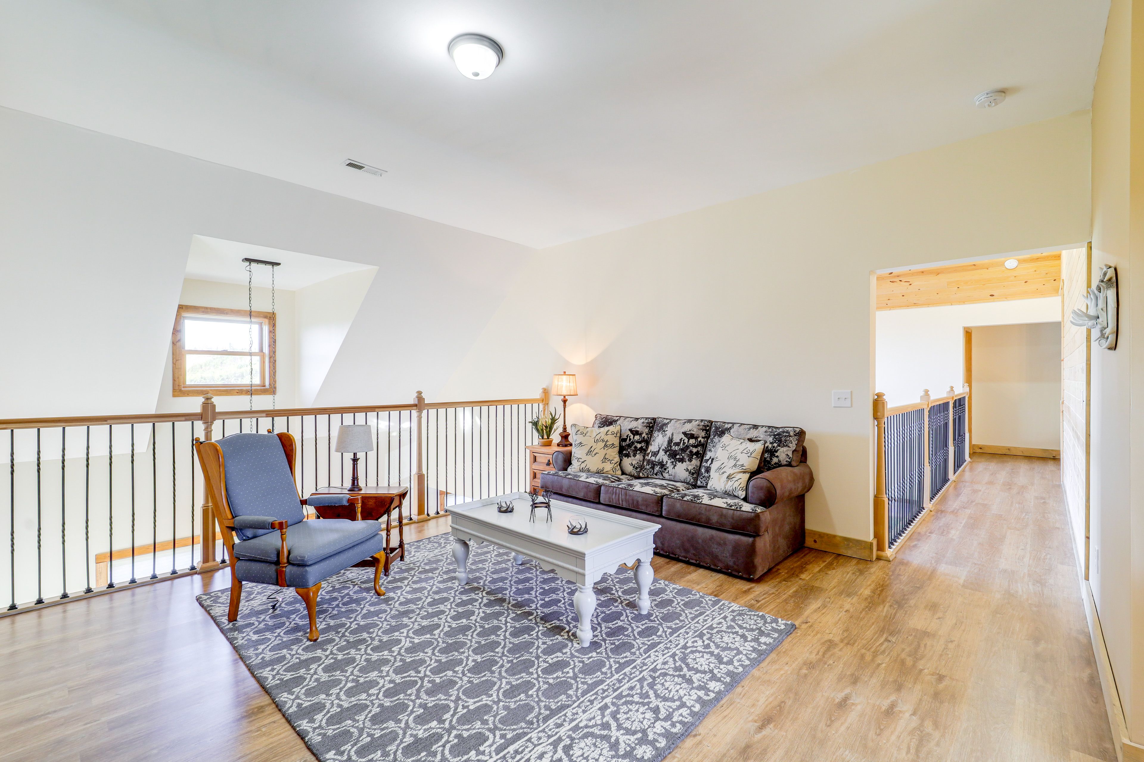 Loft | Queen Sleeper Sofa | Upper Level