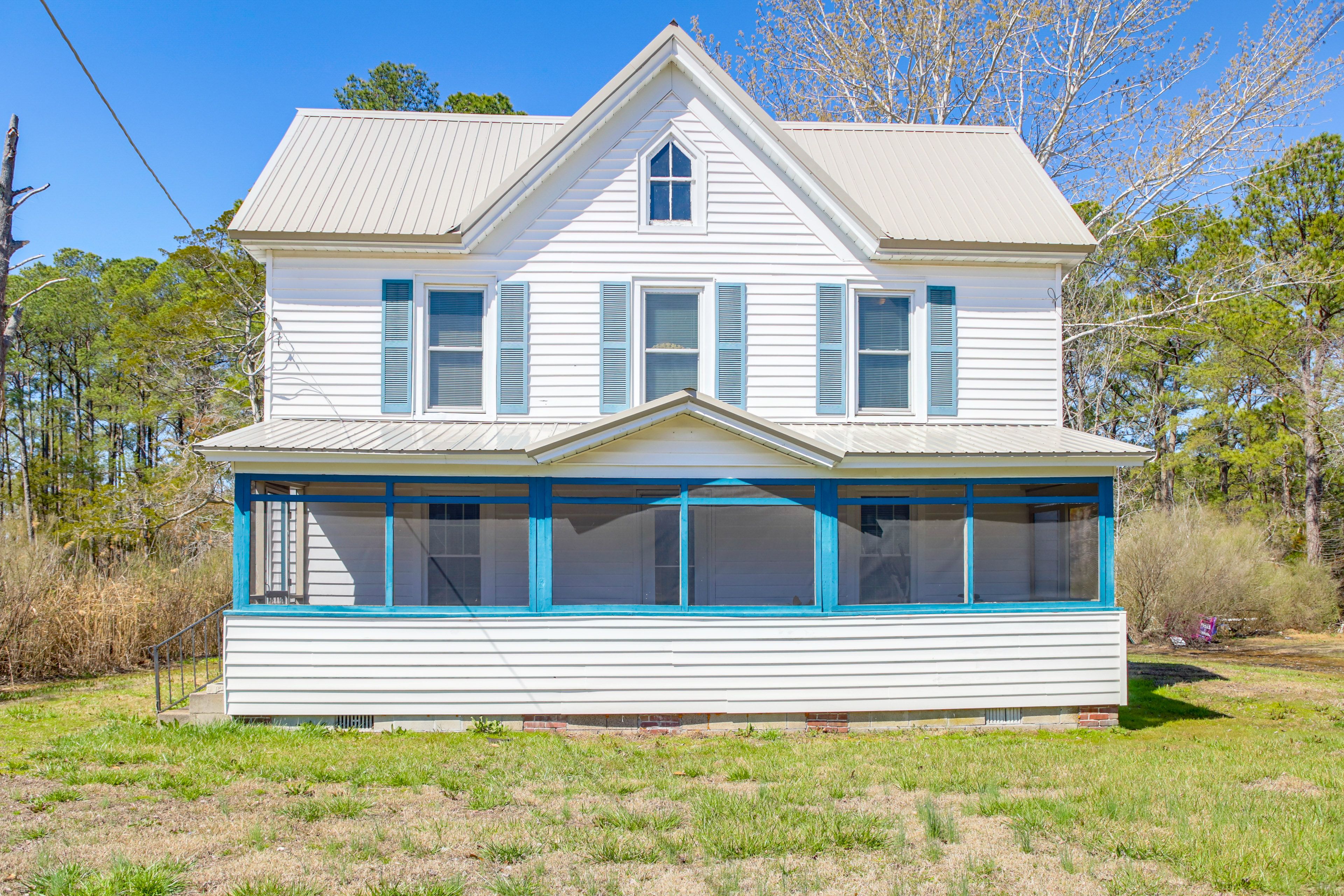 Crisfield Vacation Rental | 3BR | 2BA | 3 Steps to Enter | 1,472 Sq Ft