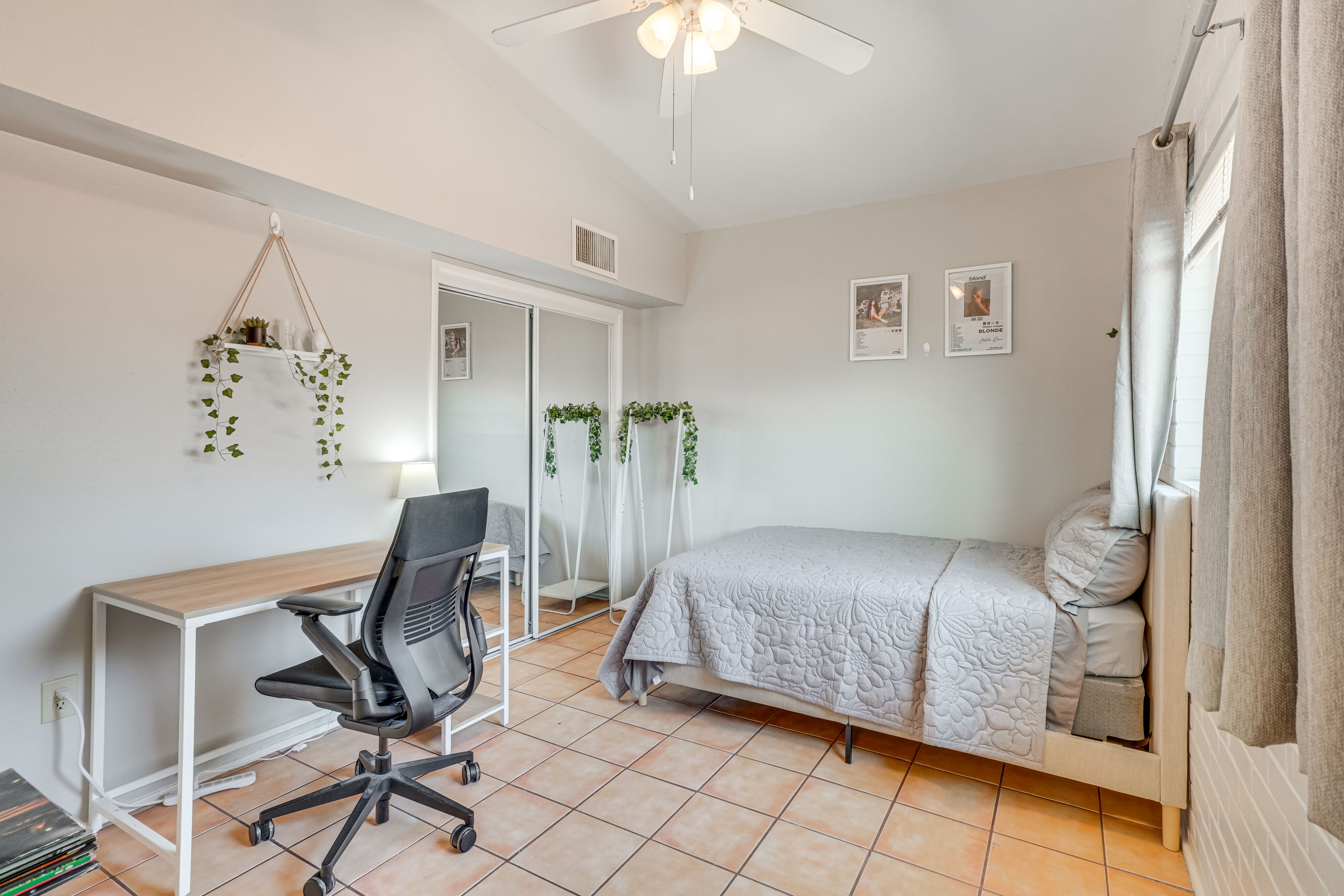 Bedroom 1 | Full Bed | En-Suite Bathroom
