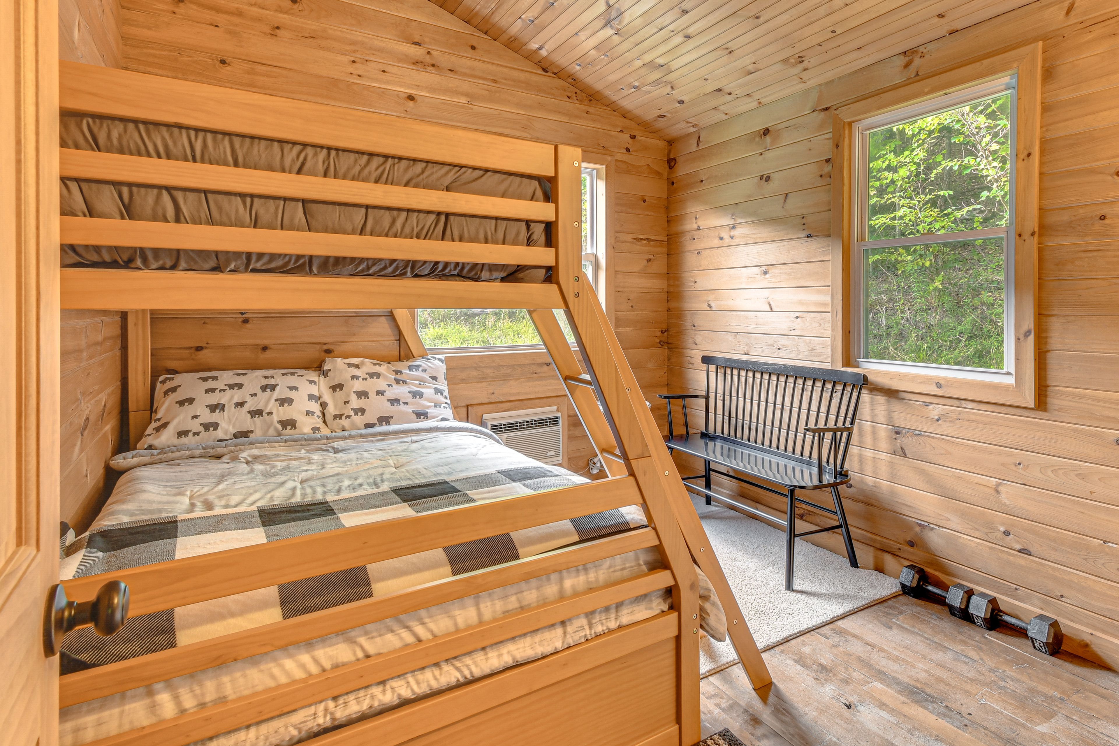 Bedroom 6 (Detached Cabin) | Twin/Queen Bunk Bed