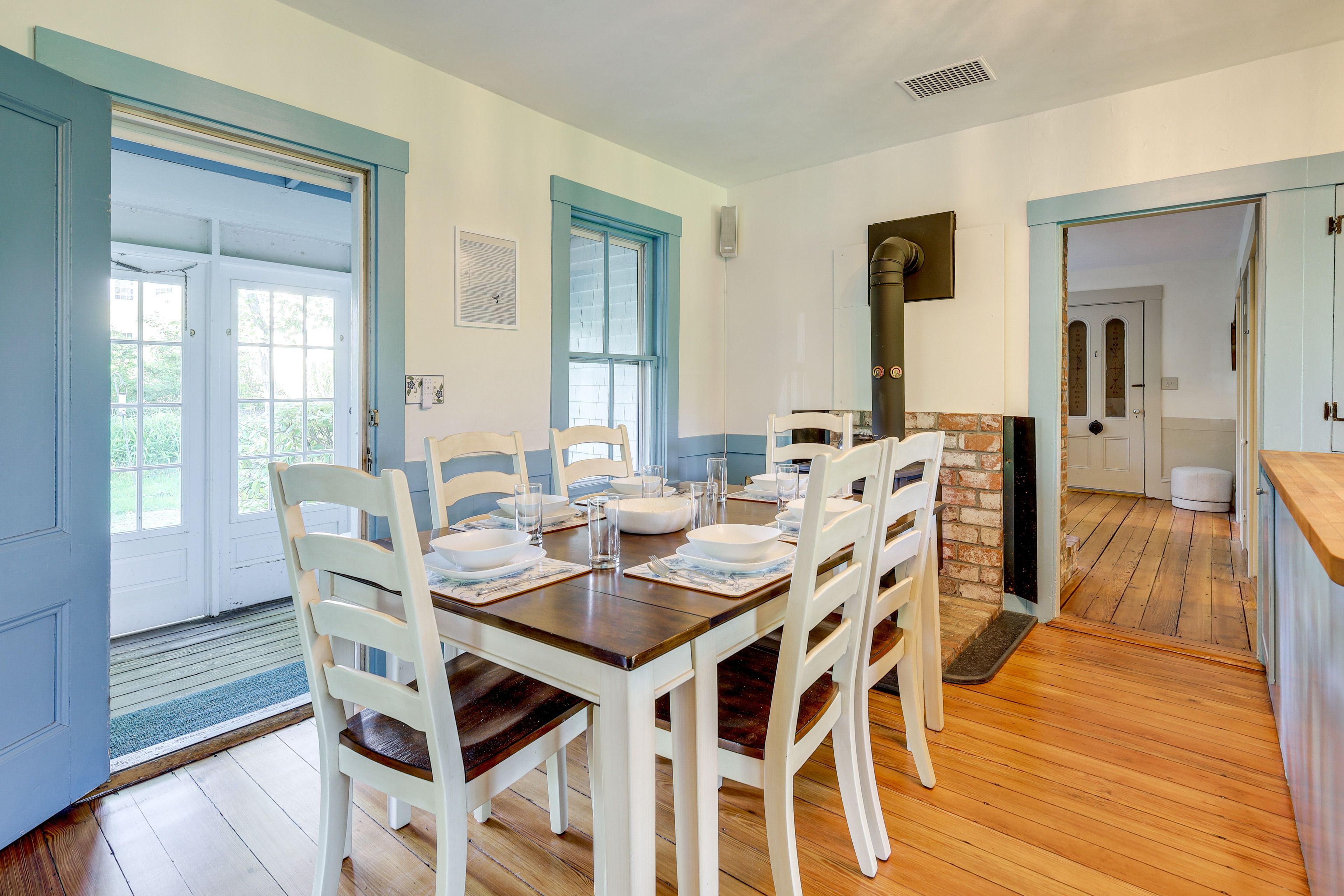 Dining Area | 1st Floor
