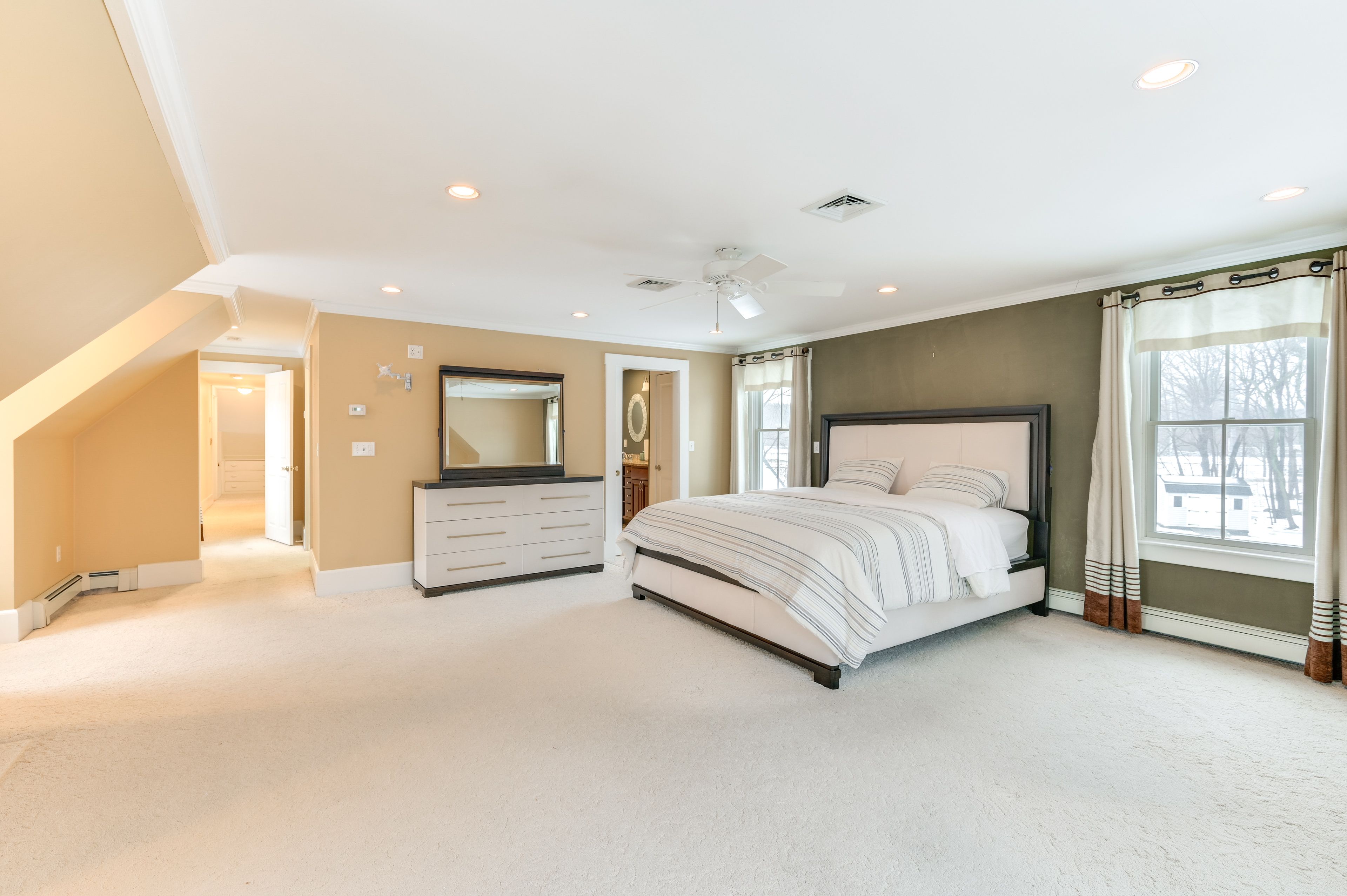 Bedroom 1 | King Bed | Walk-In Closet | Gas Fireplace | 2nd Floor