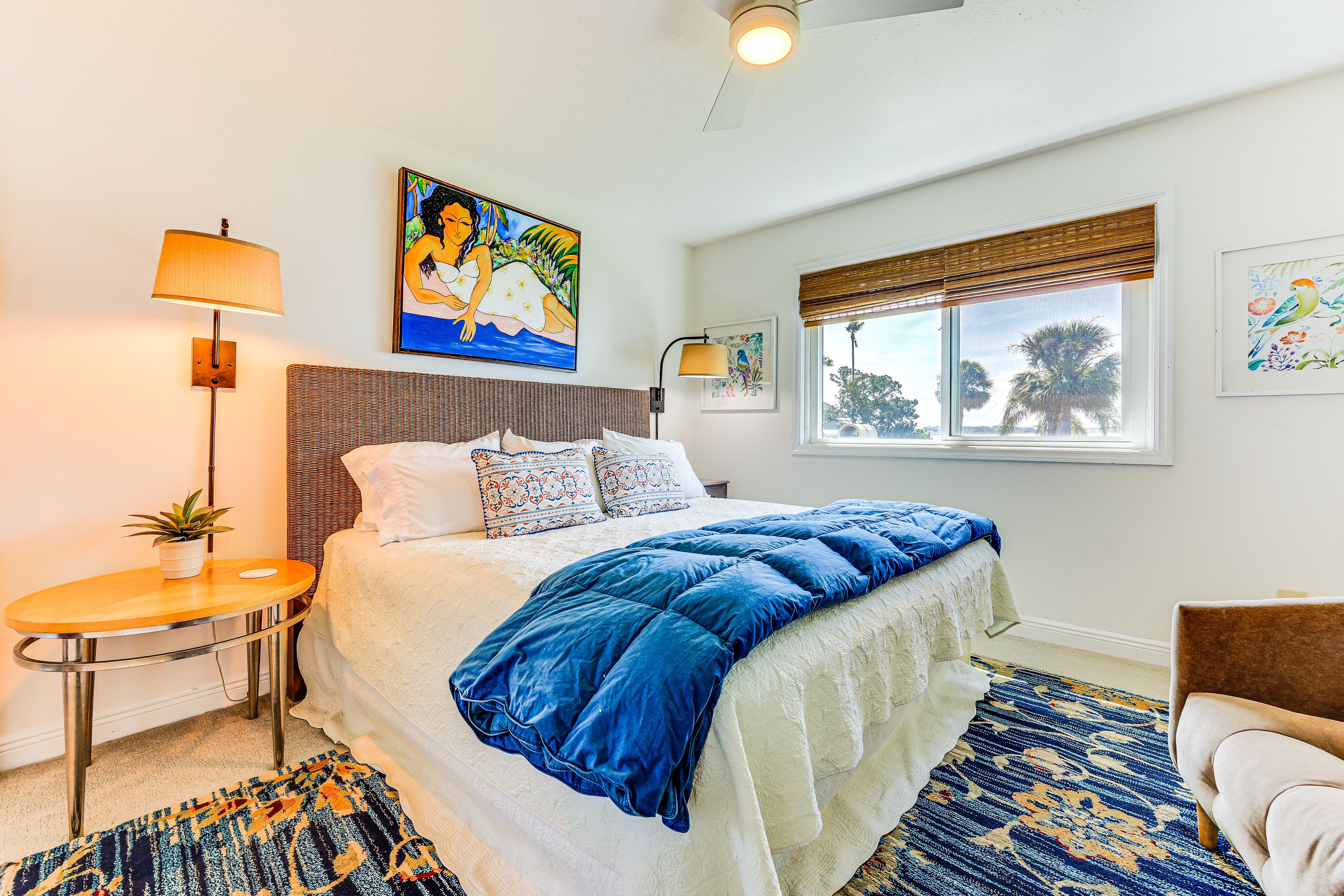 Bedroom 2 | 2nd Floor | King Bed | Smart TV