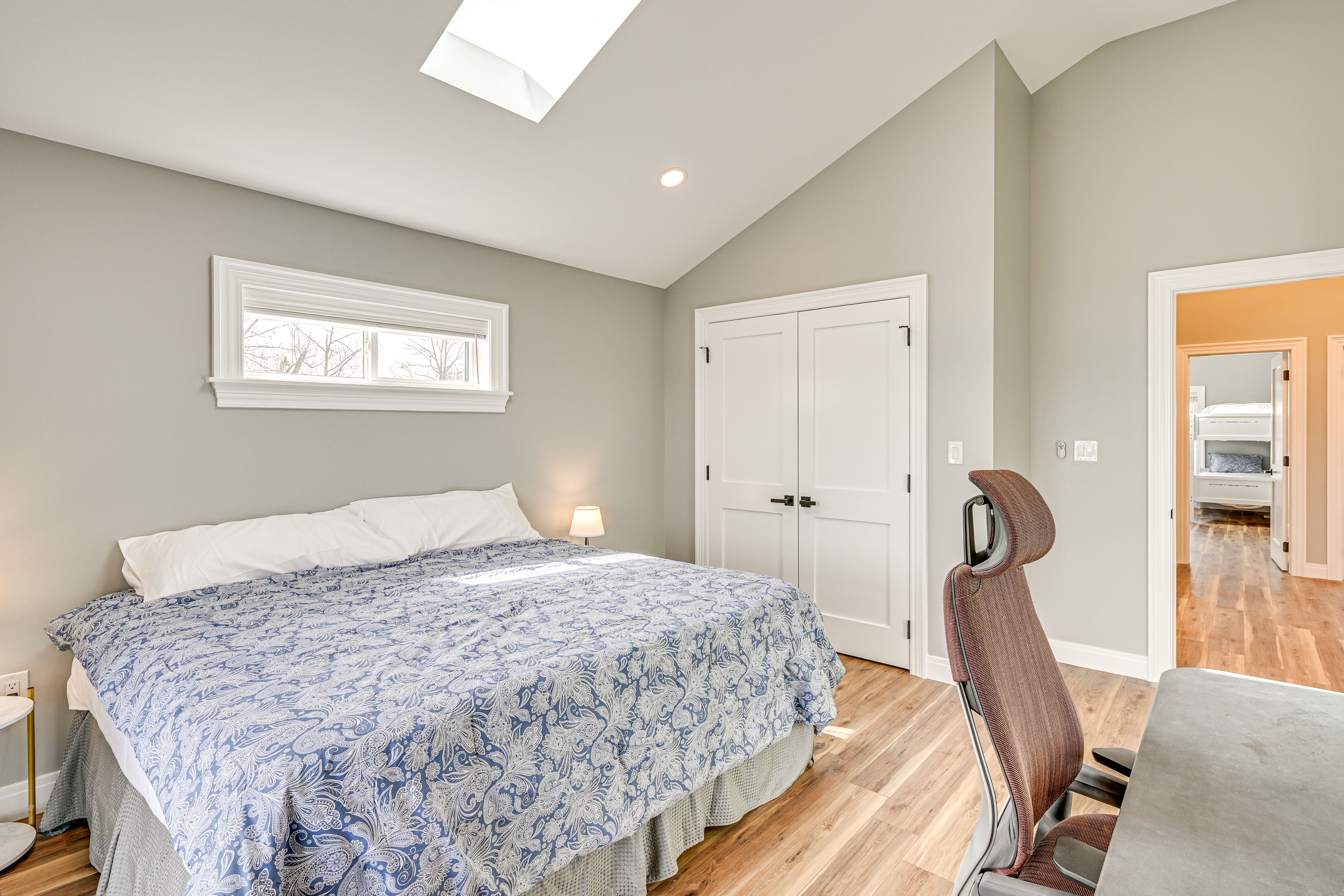 Bedroom 2 | 2nd Floor | King Bed | Desk | Deck Access
