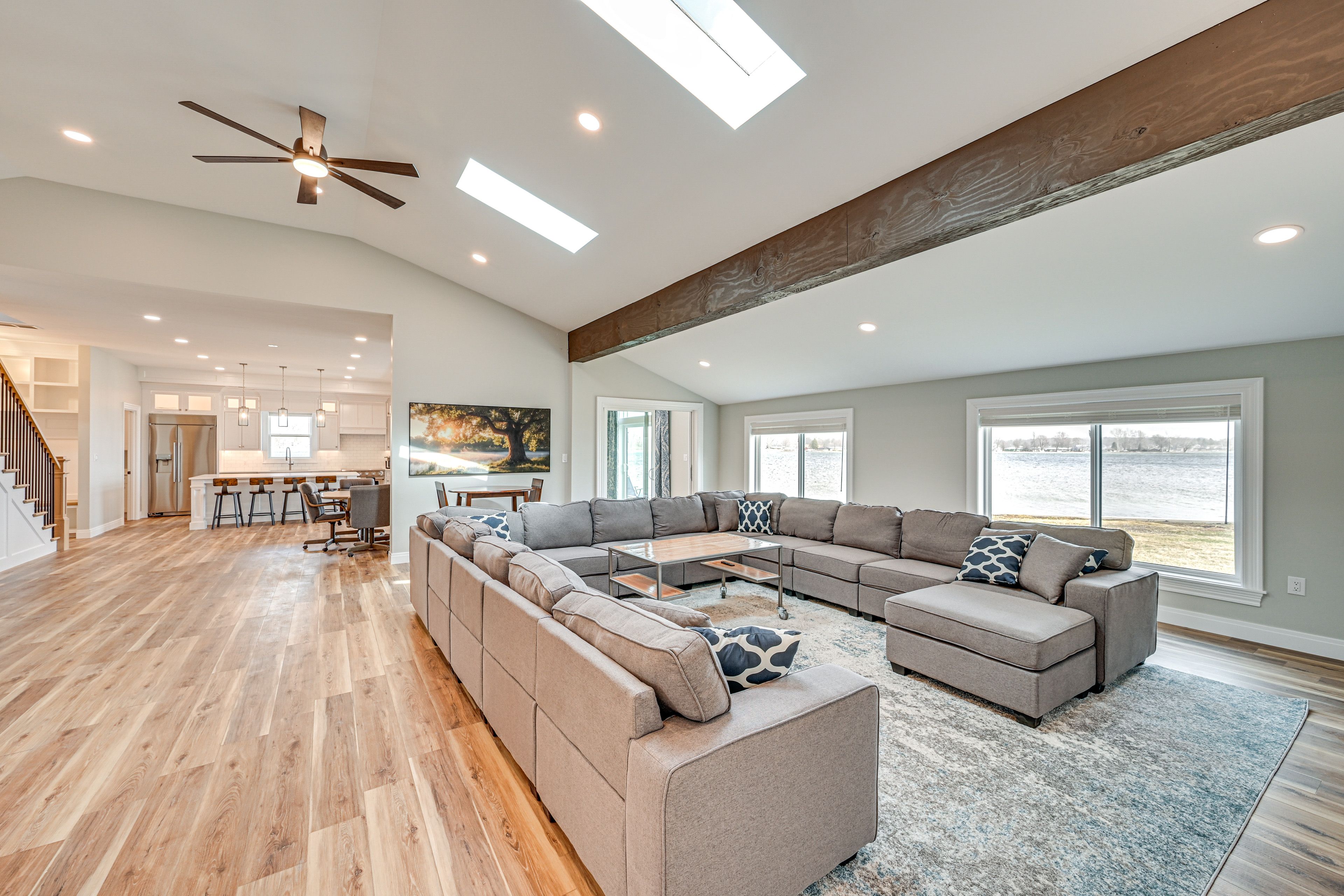 Living Room | 1st Floor | Smart TV | Free WiFi | Central Heating & A/C