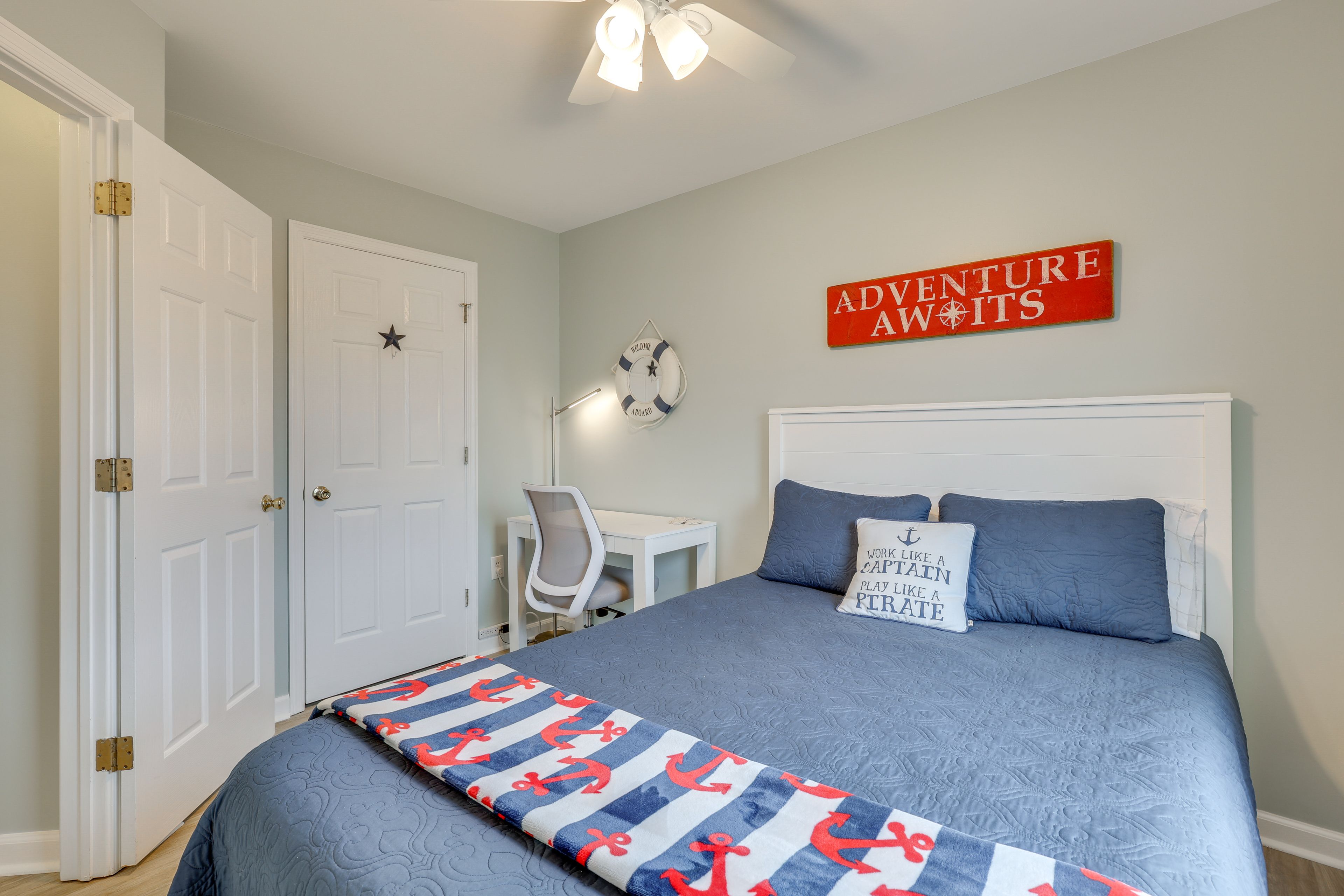 Bedroom 2 | 2nd Floor | Queen Bed | Linens Provided