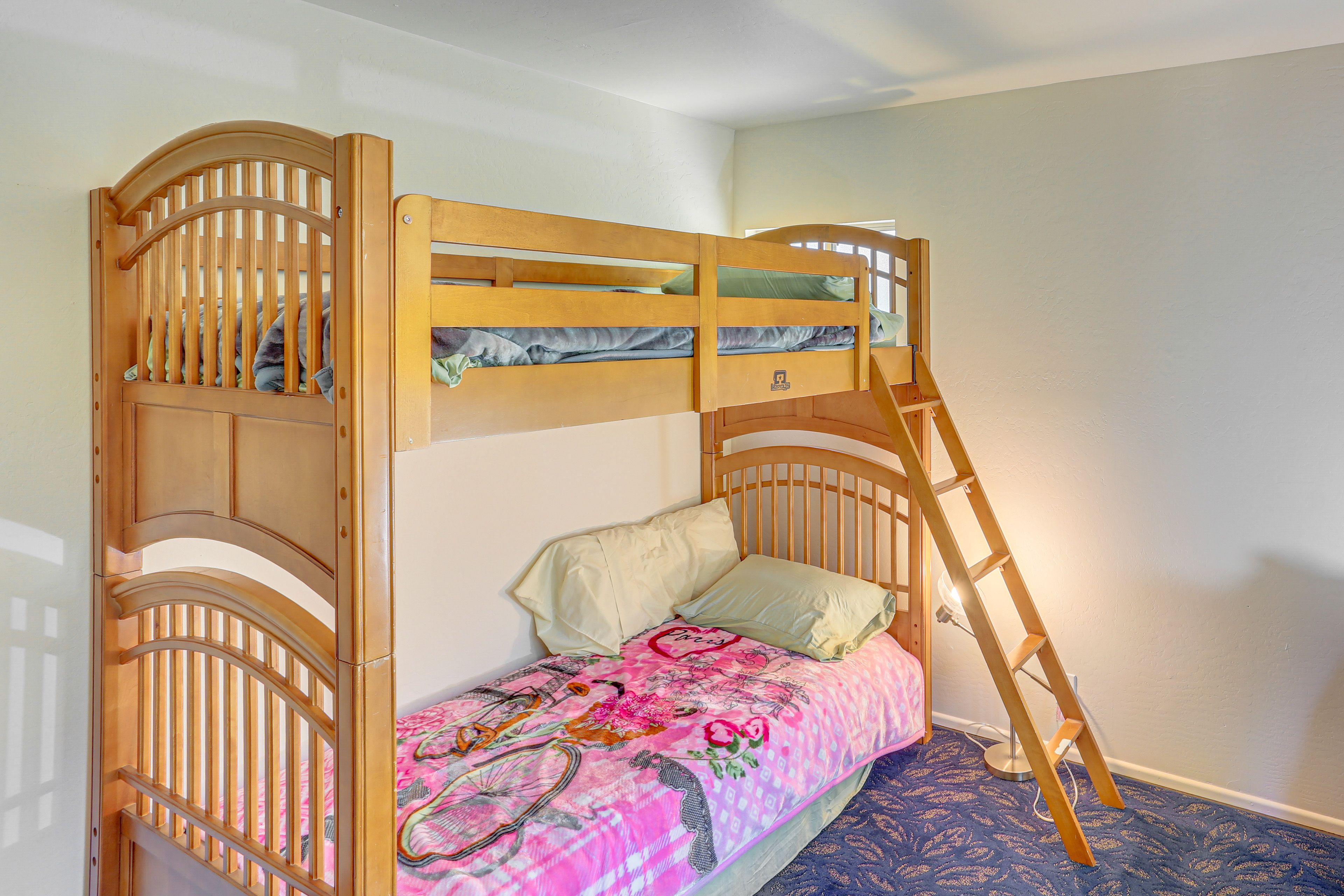 Bedroom 3 | Twin Bunk Bed | Upper Level