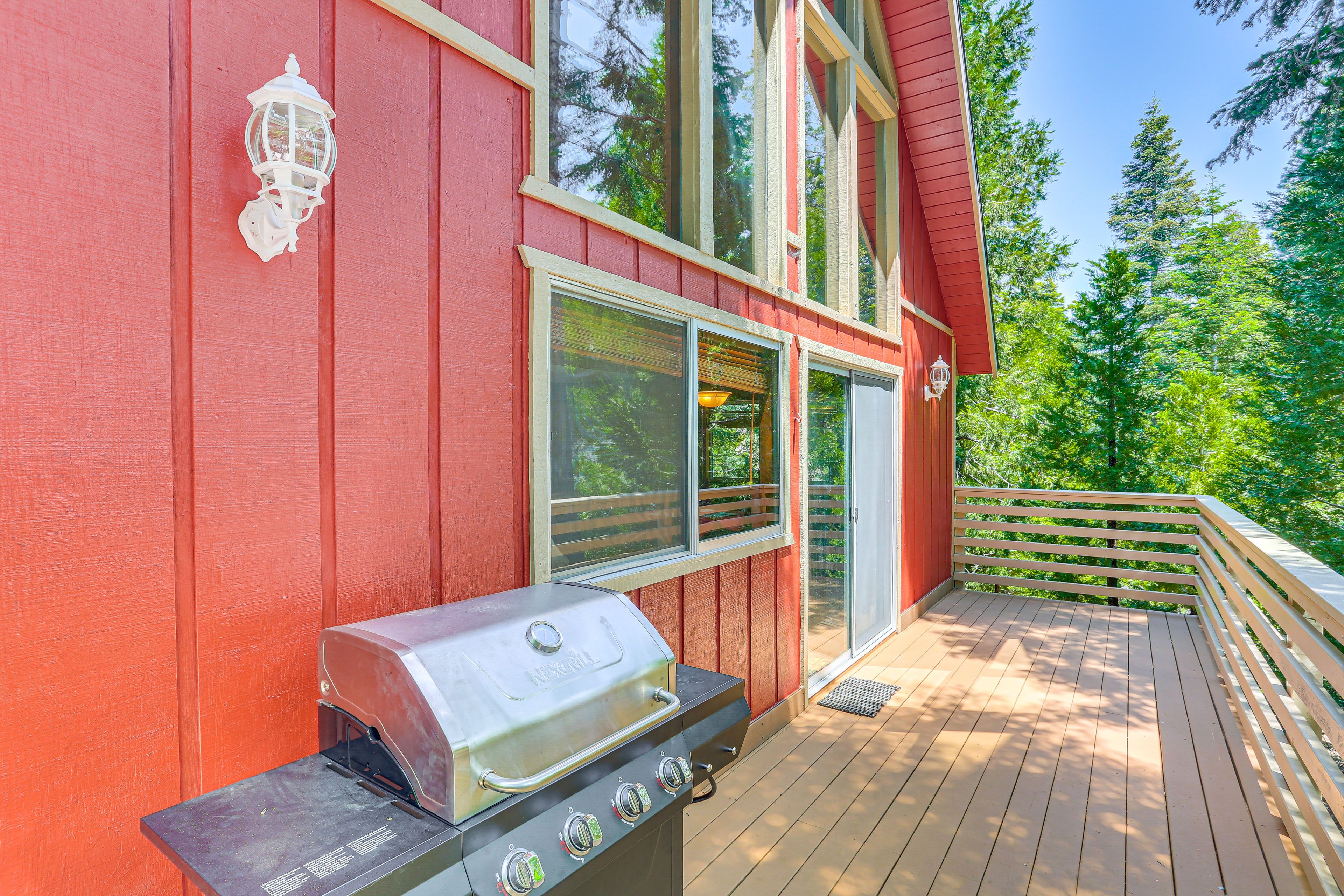 Deck | Gas Grill