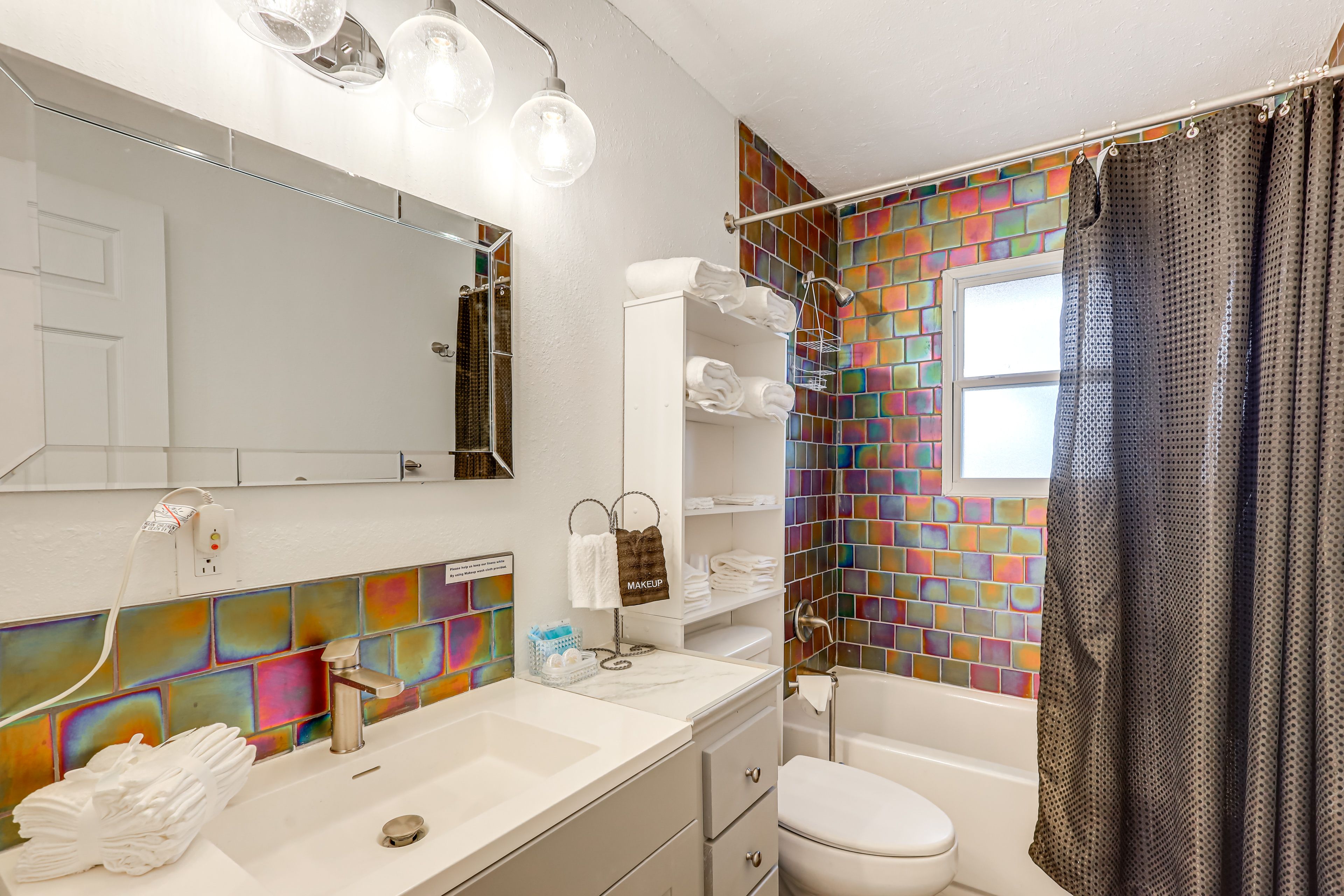 Bathroom | Towels Provided