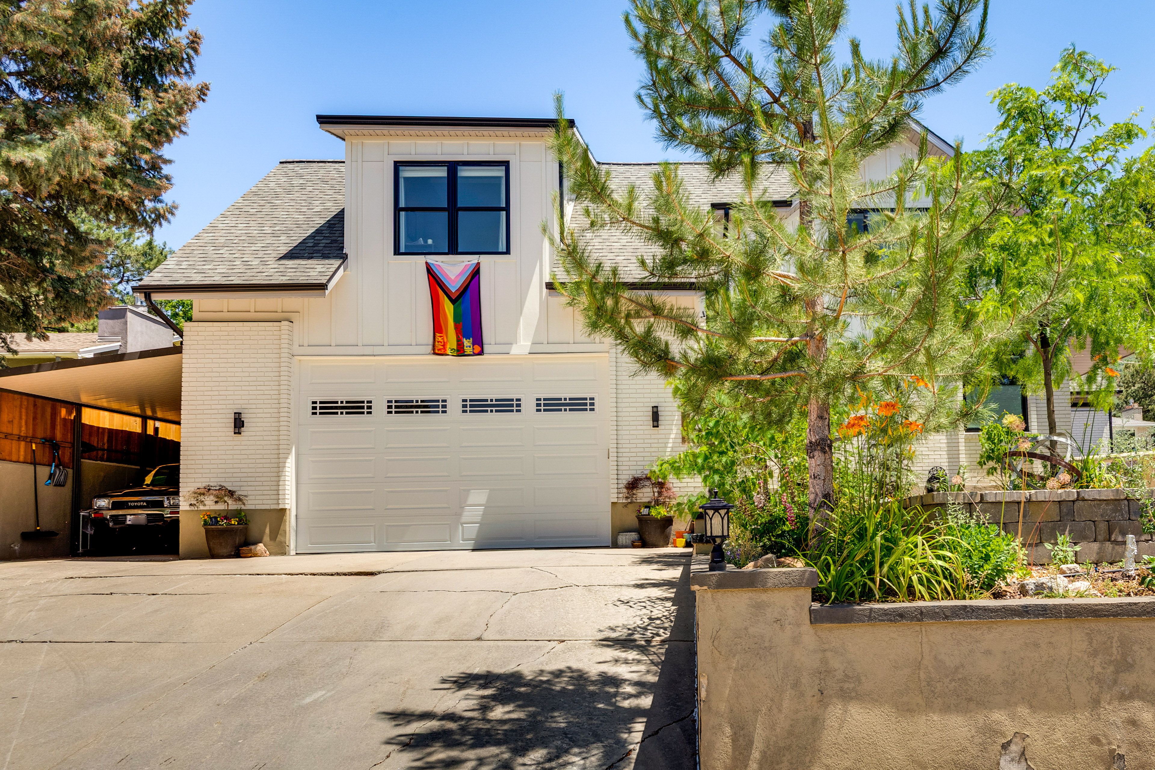 Main House Exterior | Driveway (2 Vehicles)