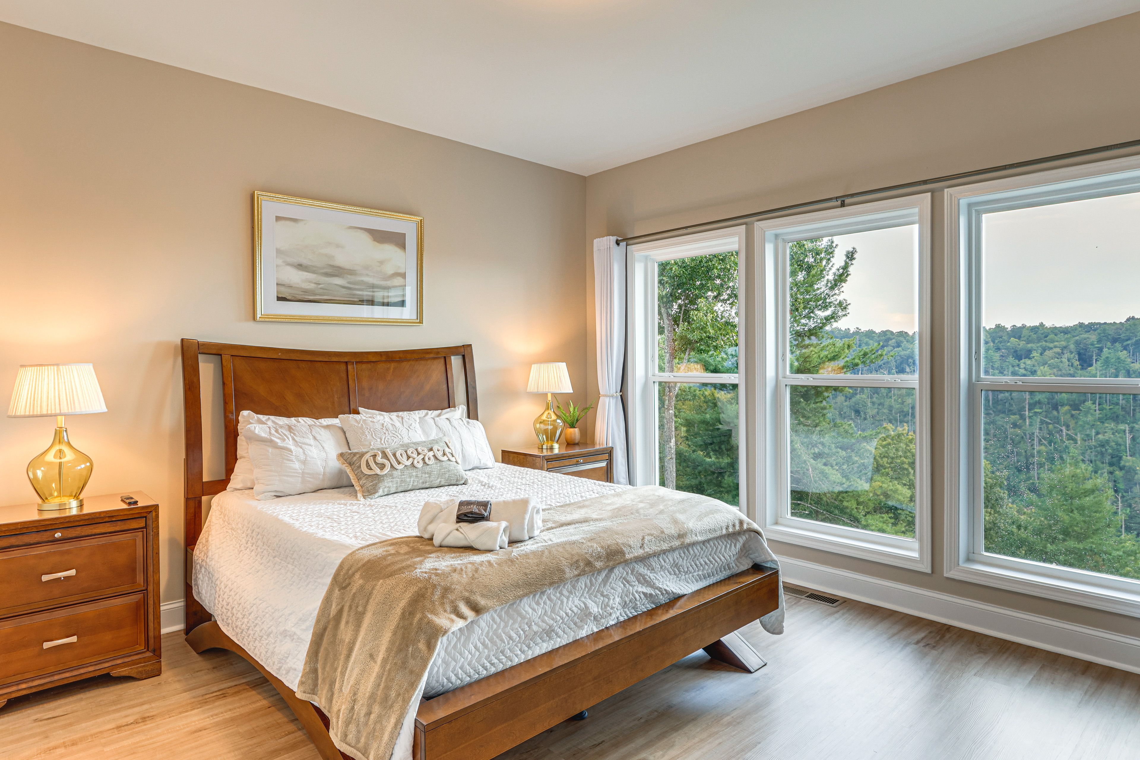 Bedroom 3 | Main Level | Queen Bed