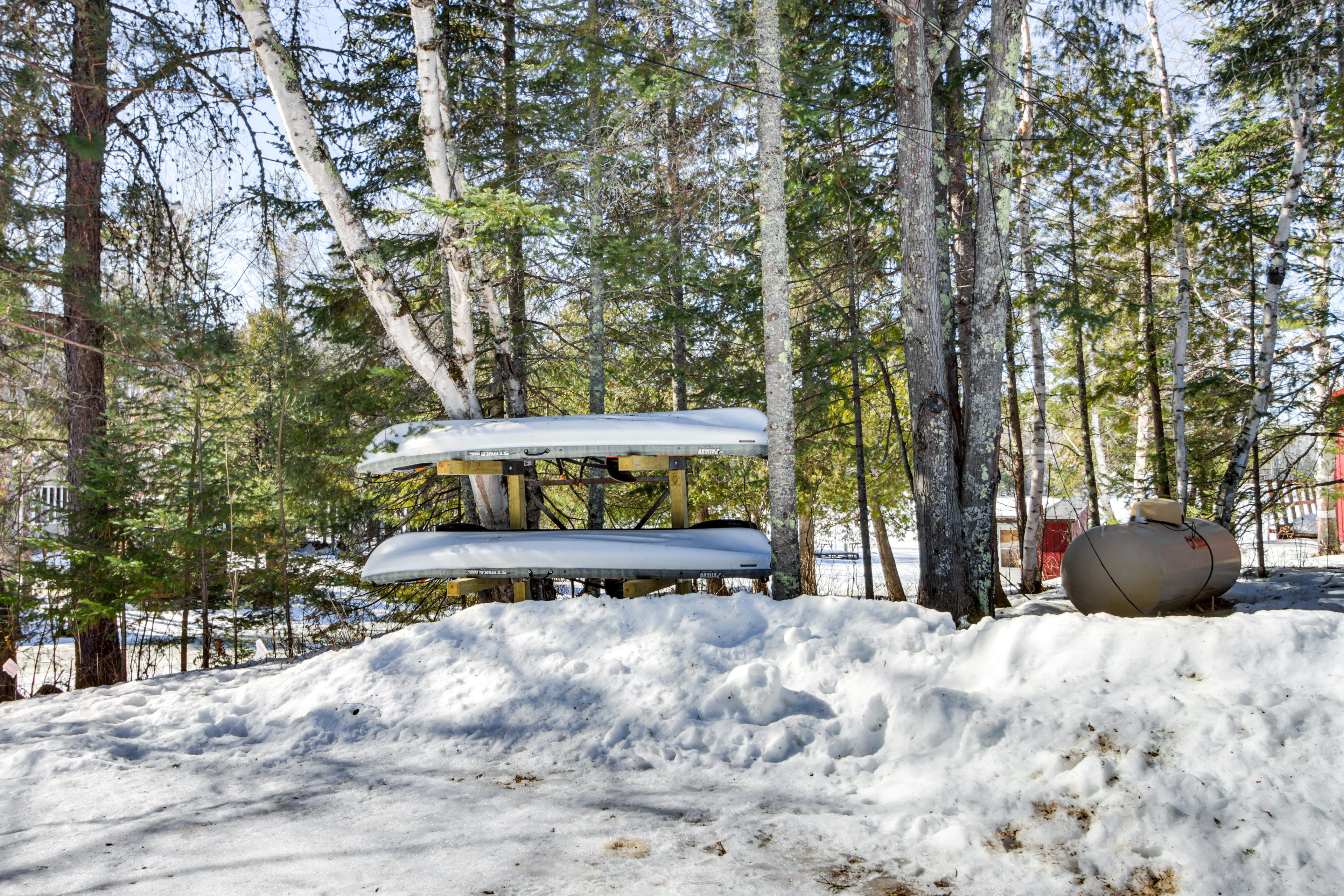 Cabin Exterior | Kayaks