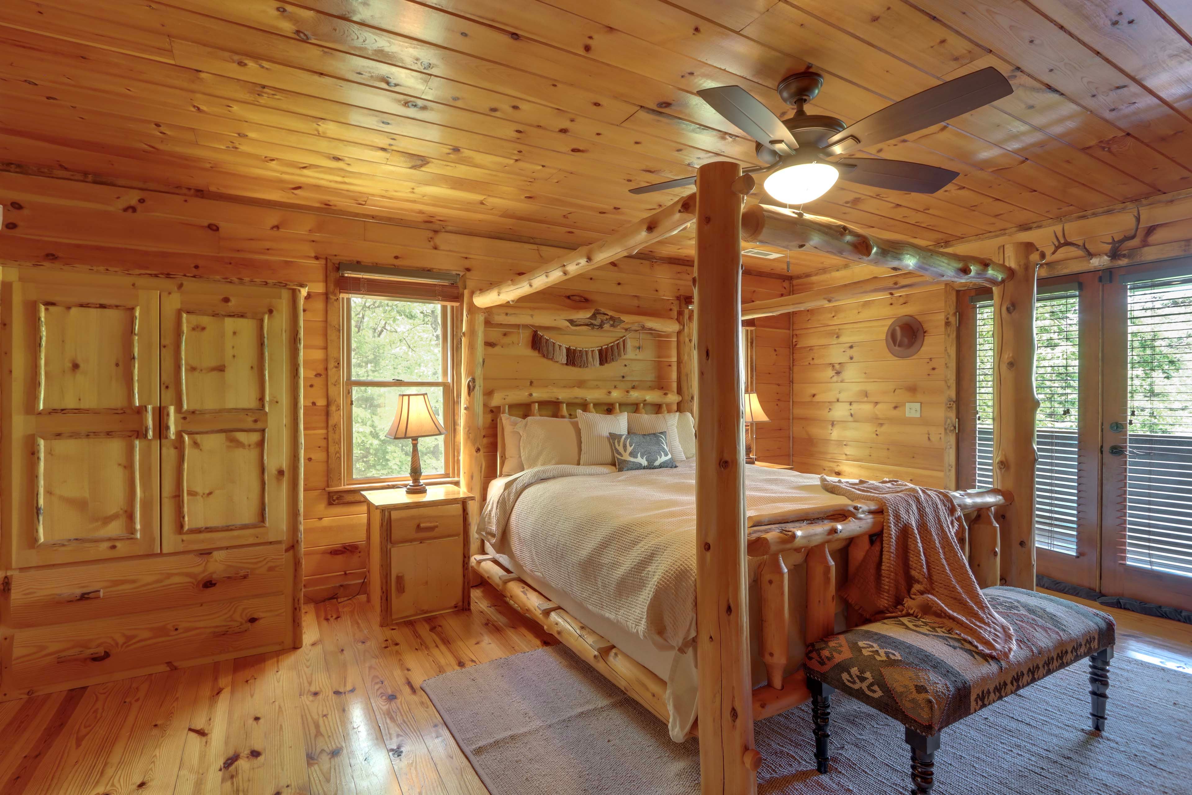 Bedroom 2 | King Bed | 2nd Floor