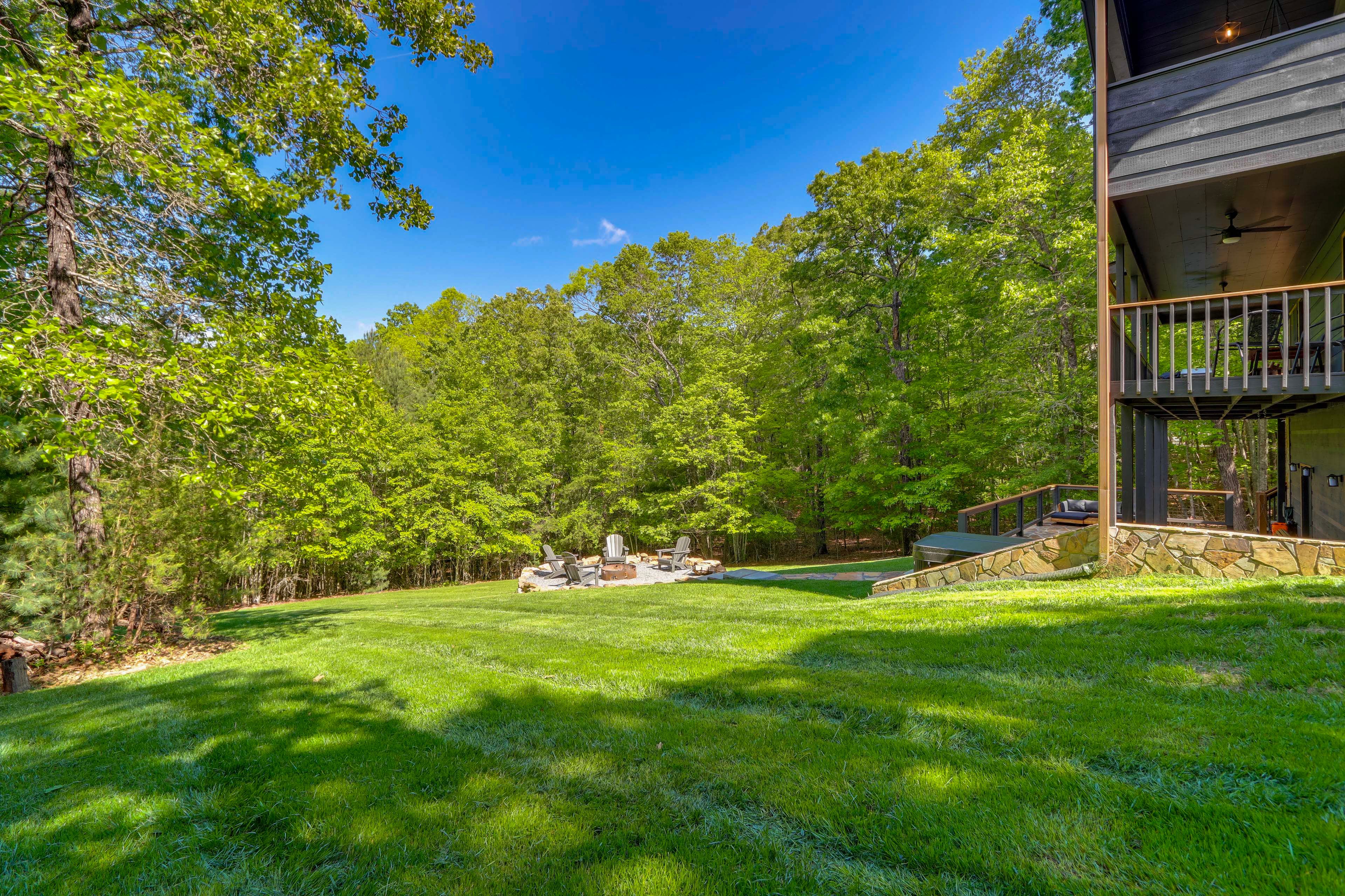Spacious Yard
