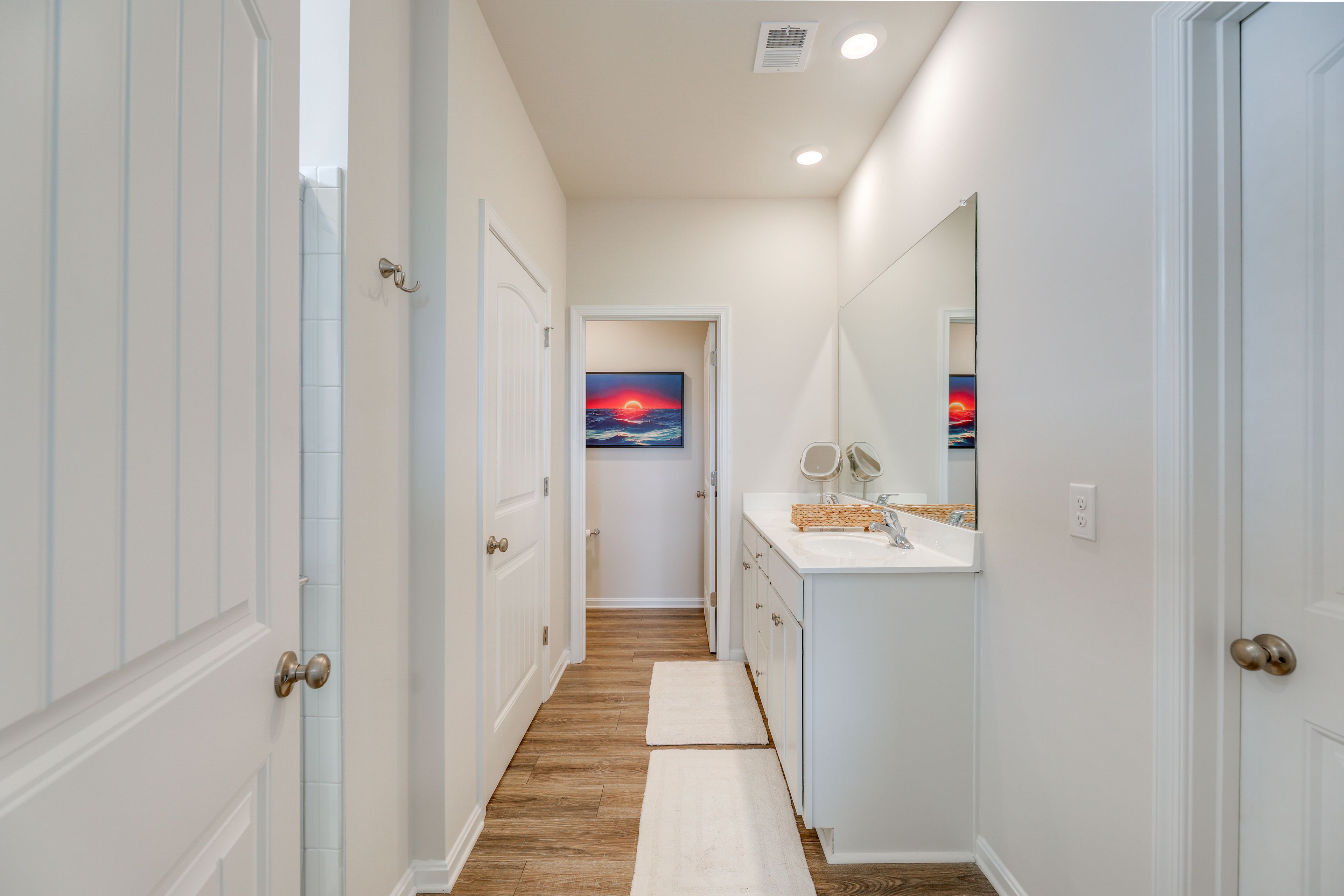 En-Suite Bathroom | 1st Floor