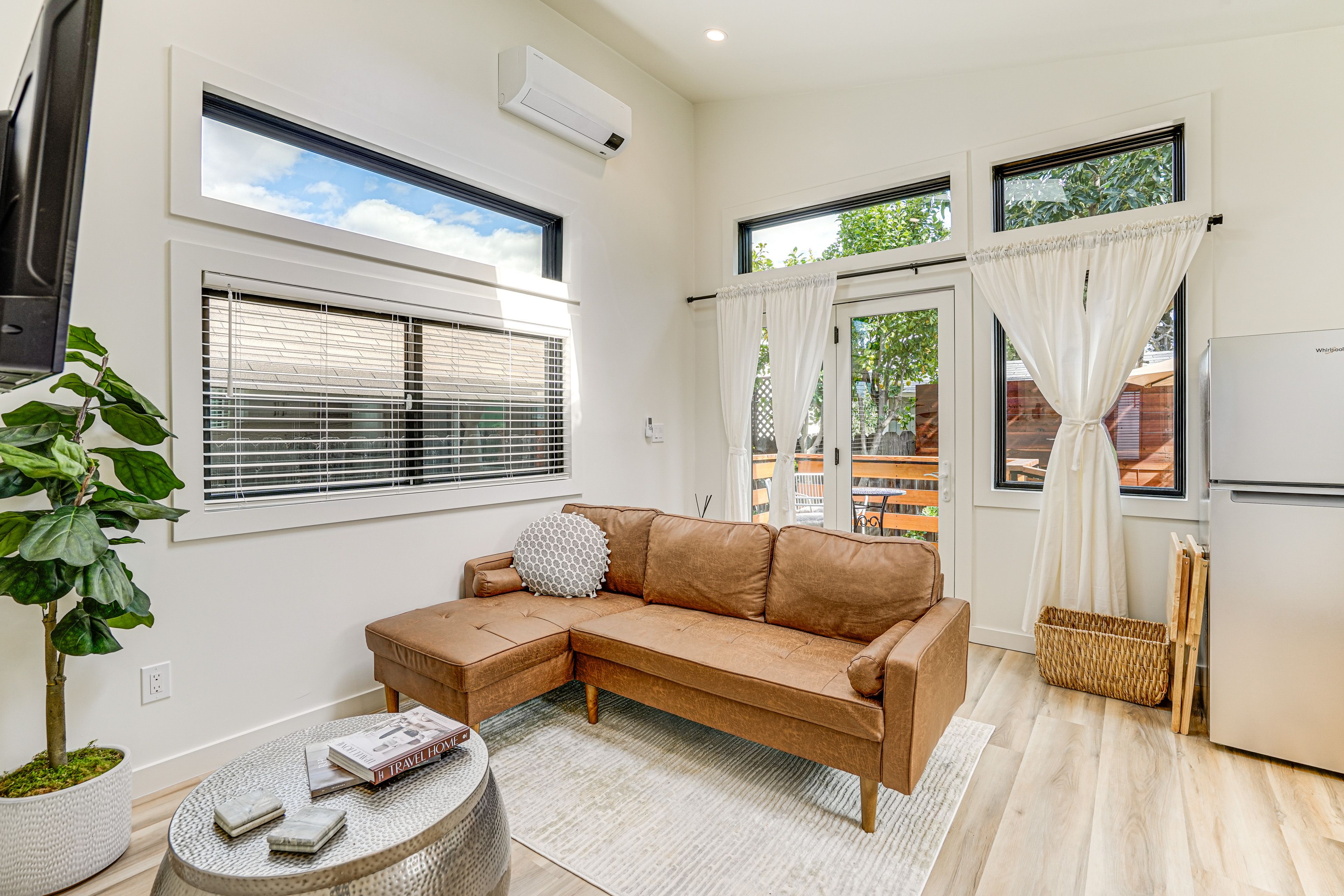 Pinole Vacation Rental | 1BR | 1BA | 450 Sq Ft | Step-Free Access