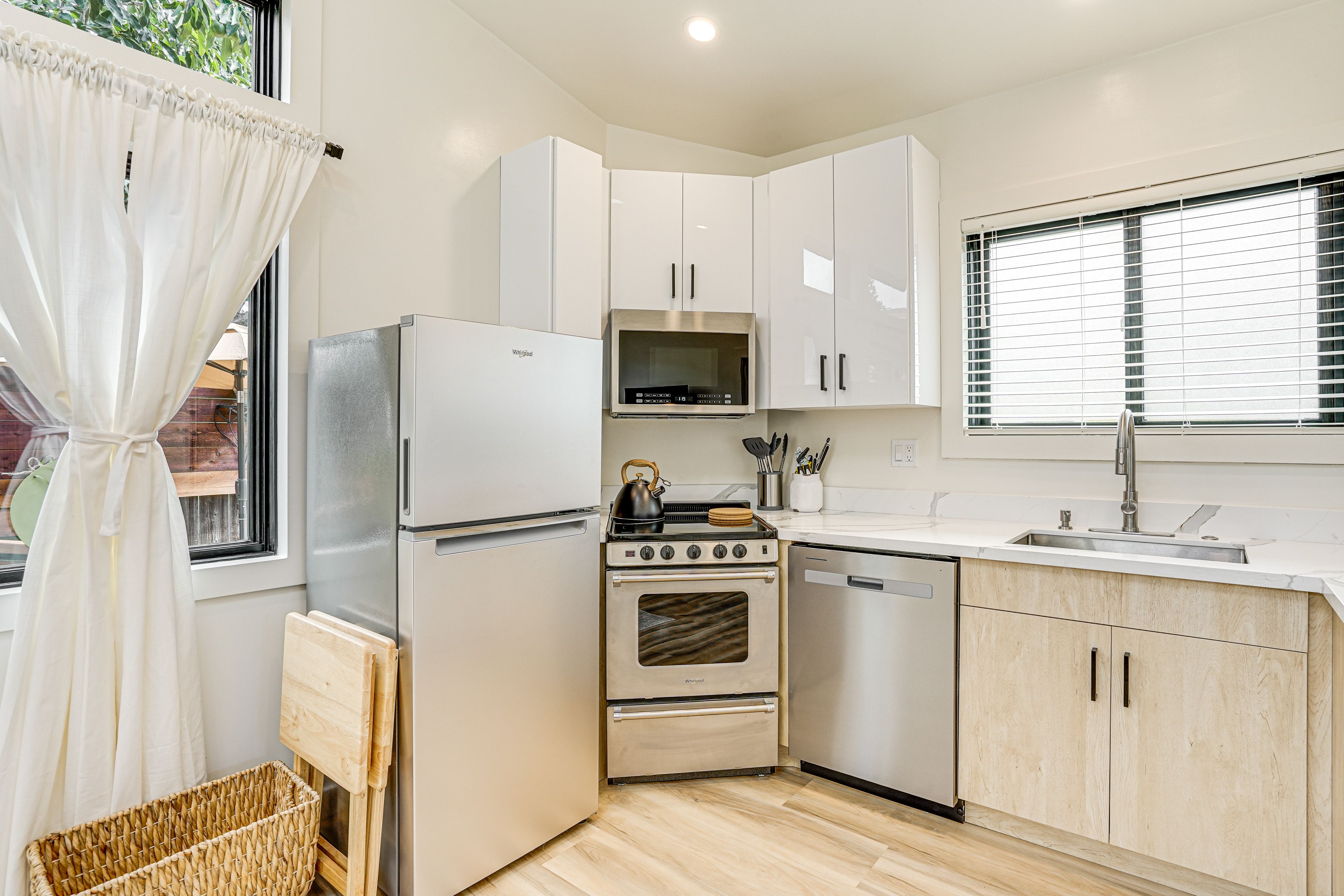 Kitchen | Central A/C & Heat | Drip Coffee Maker