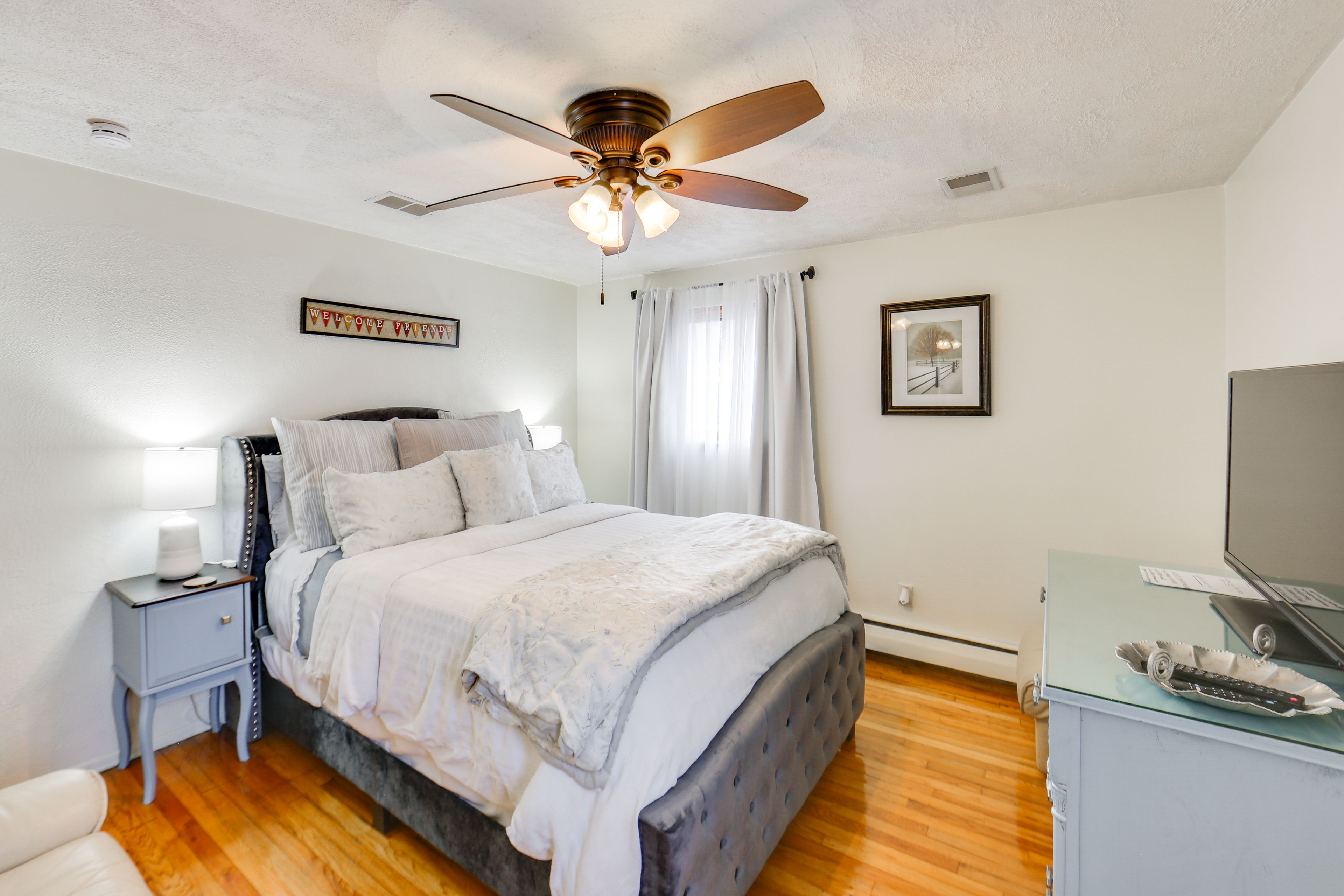 Bedroom 3 | Queen Bed | Upper Level