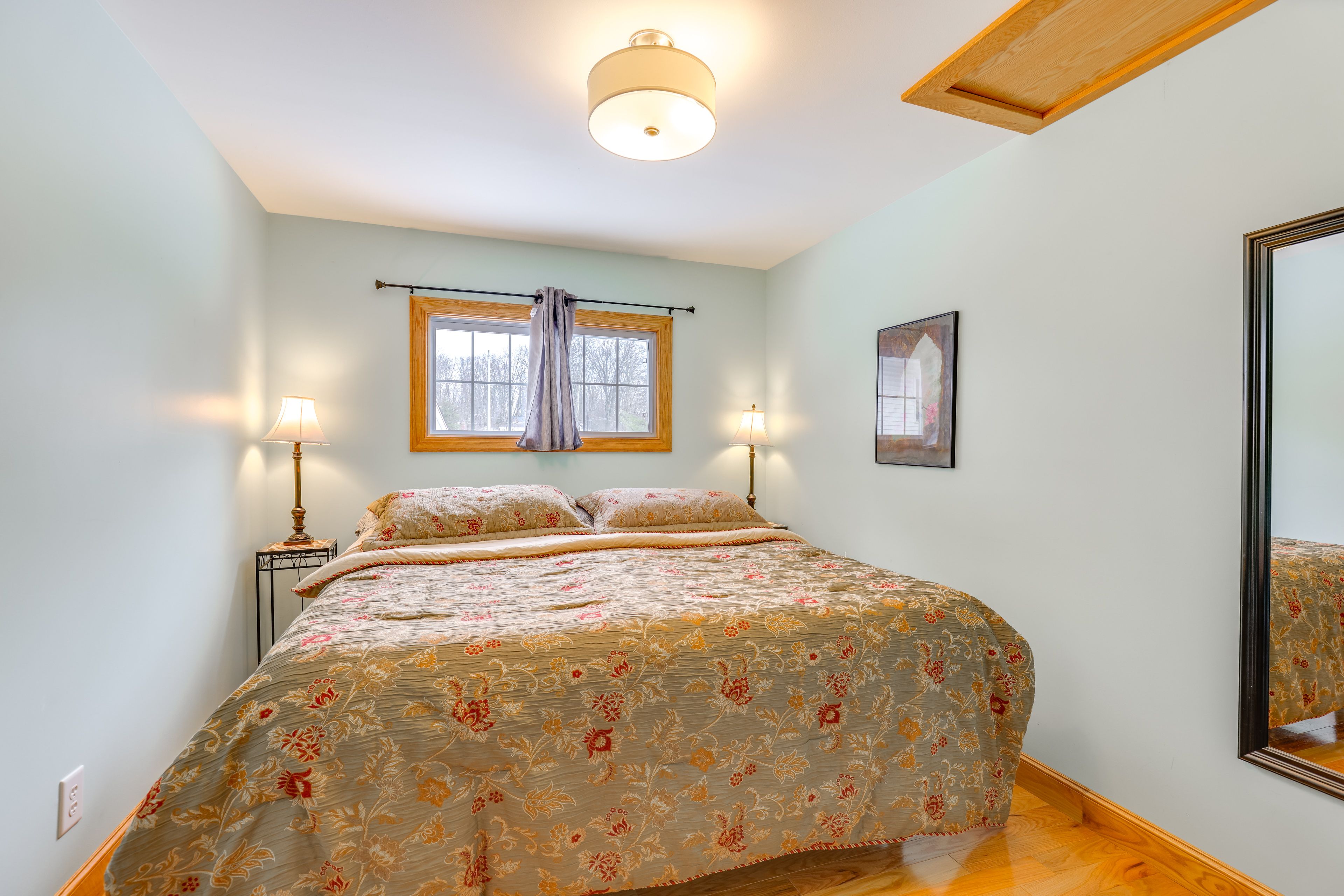 Bedroom 1 | Main Level | King Bed | Linens Provided