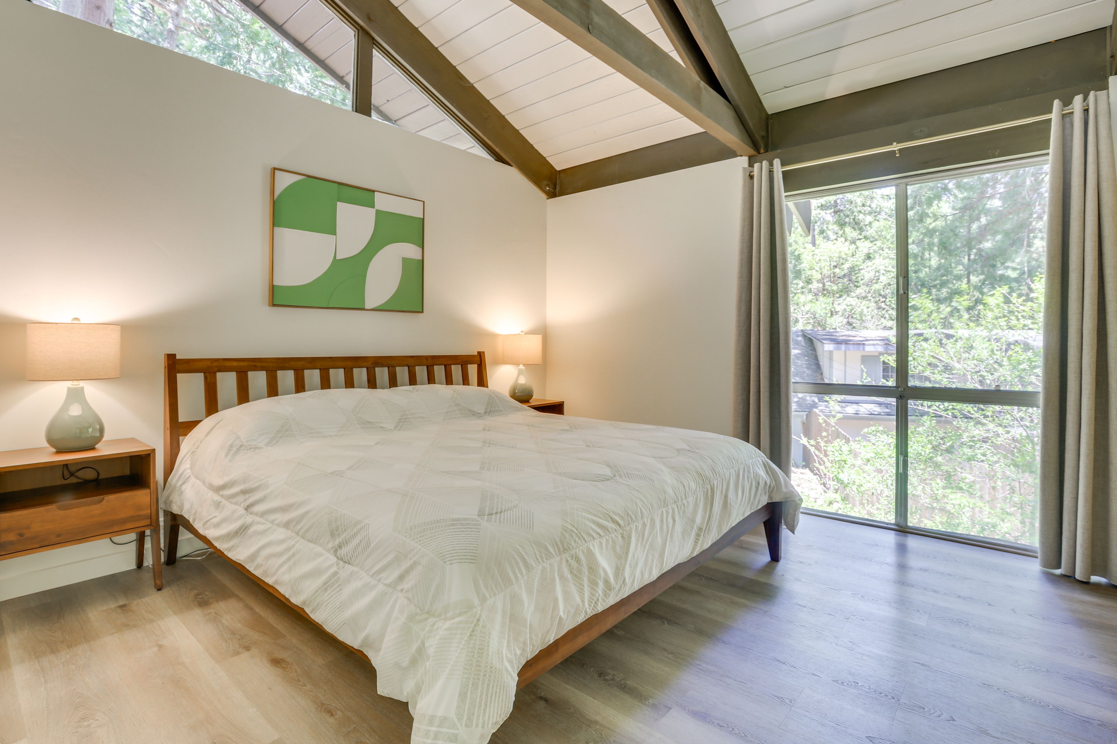 Bedroom 2 | King Bed | Linens Provided