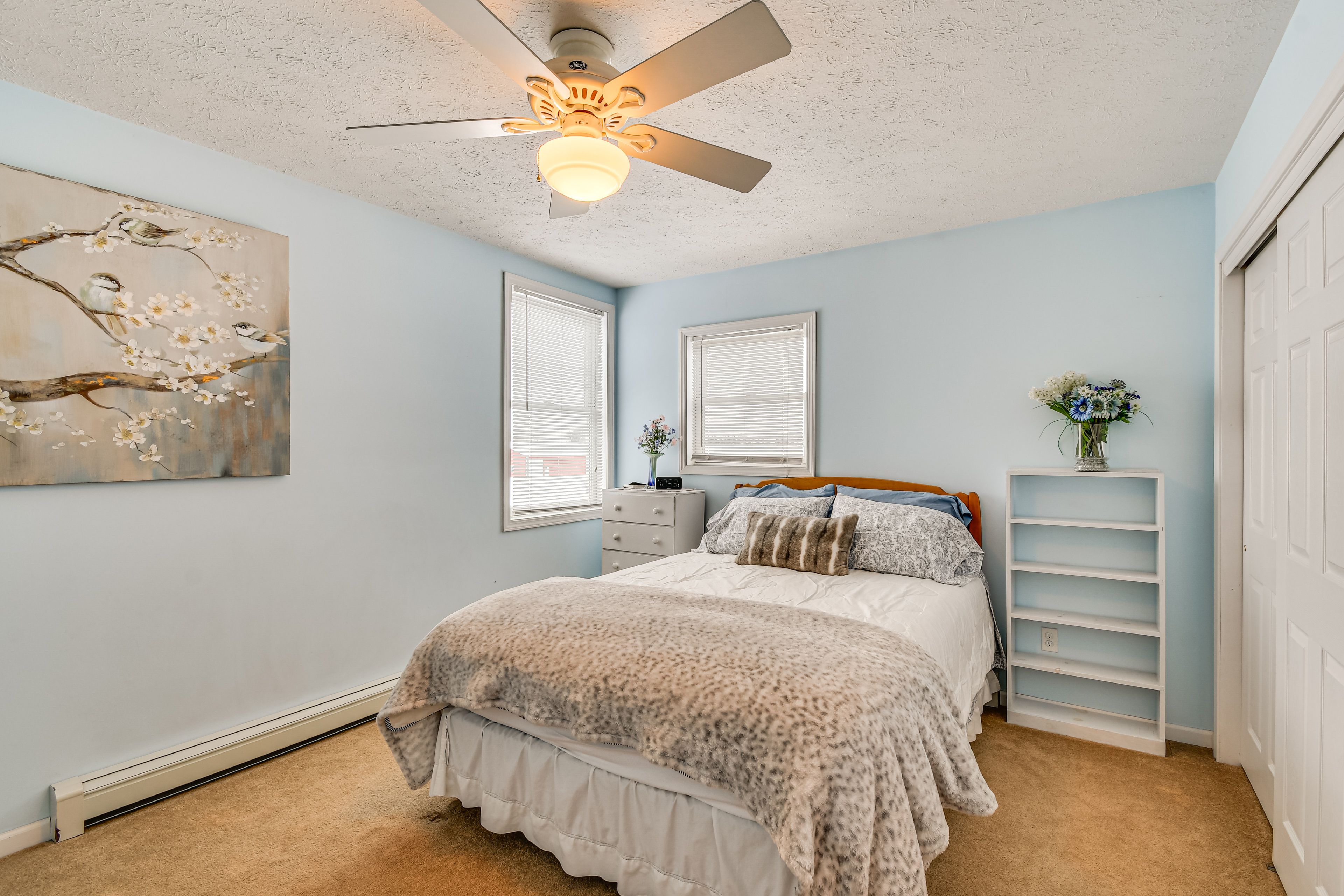 Bedroom 2 | 2nd Floor | Queen Bed