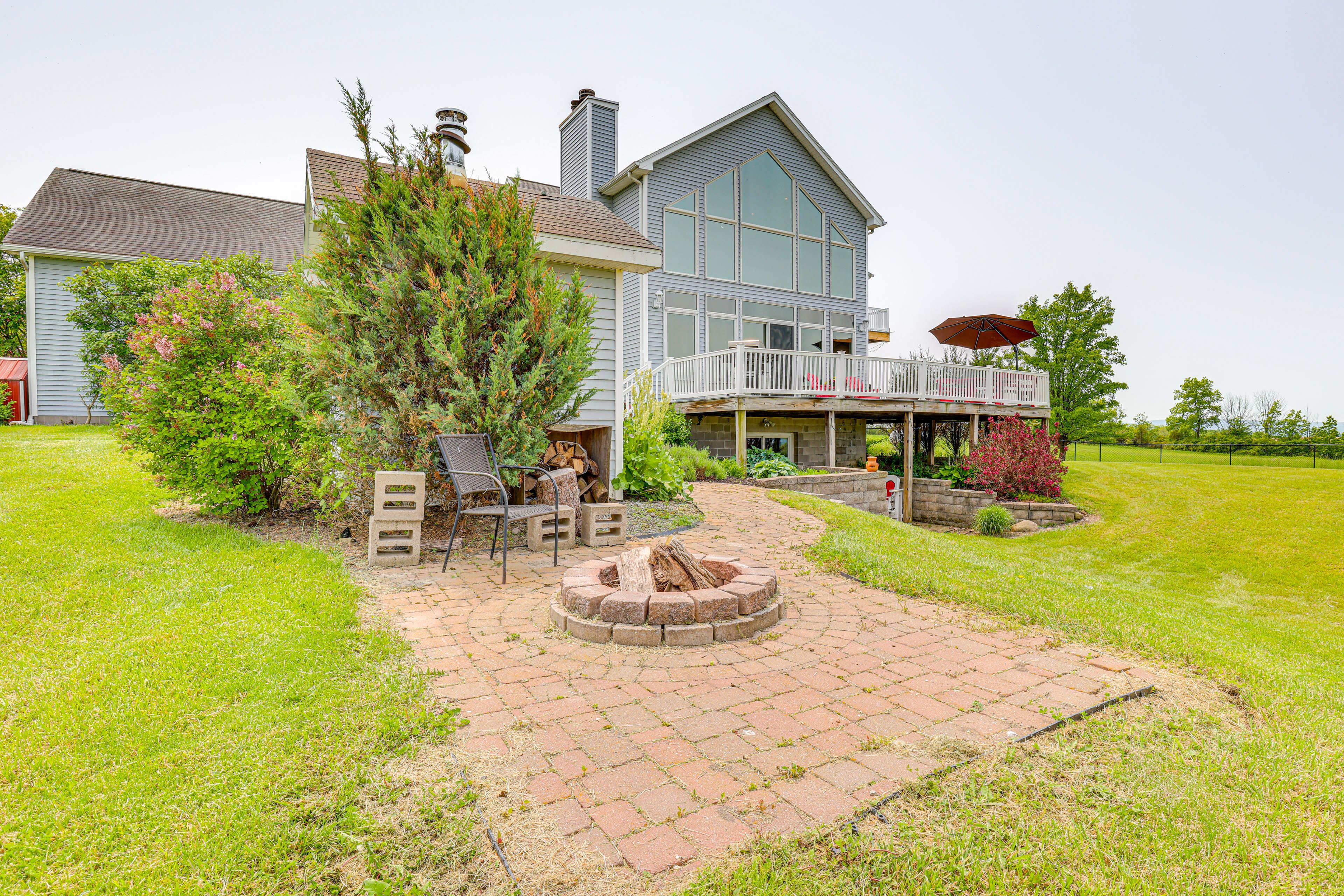 Back Exterior | Fire Pit