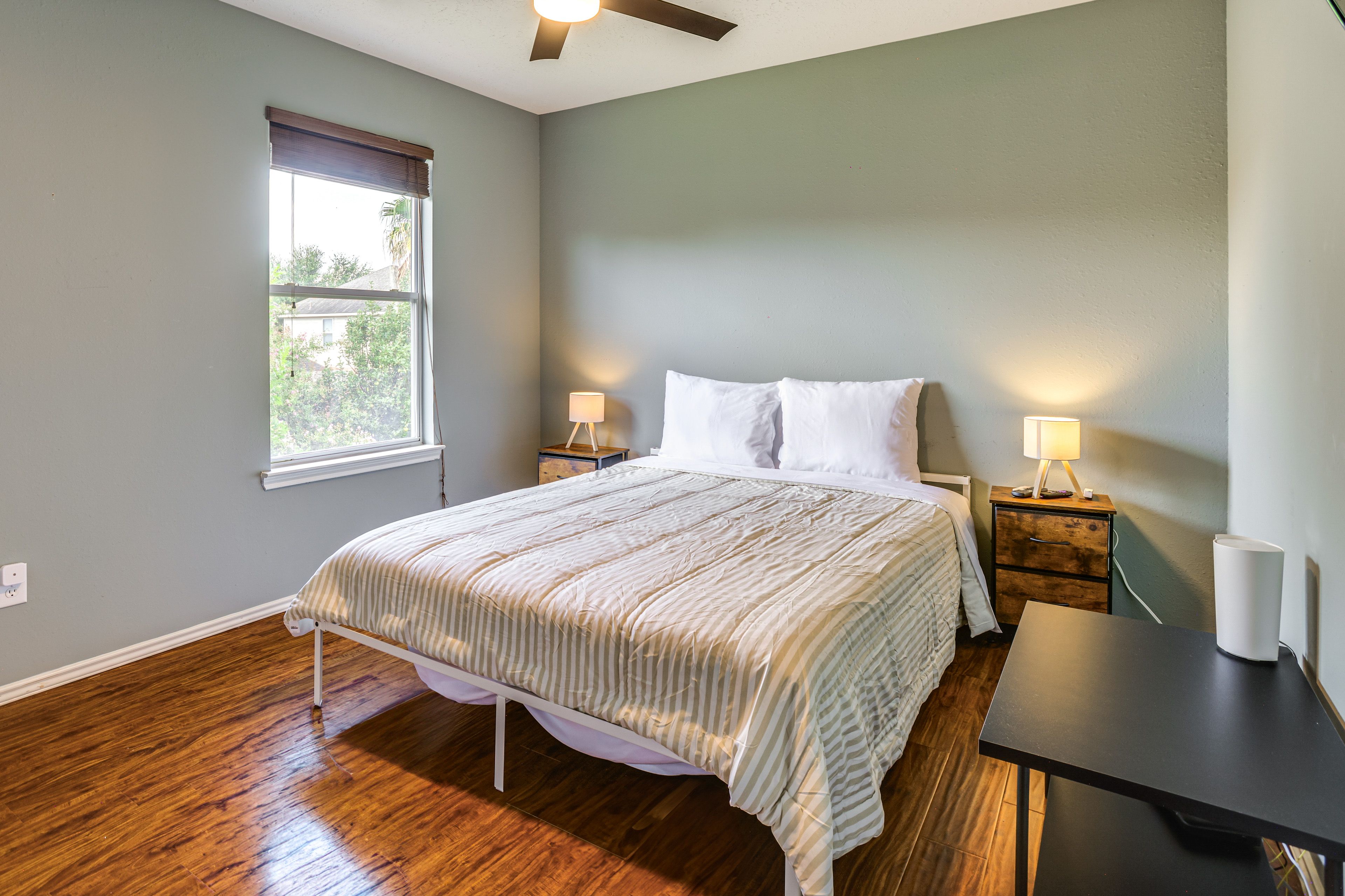 Bedroom 4 | Queen Bed | 2nd Floor