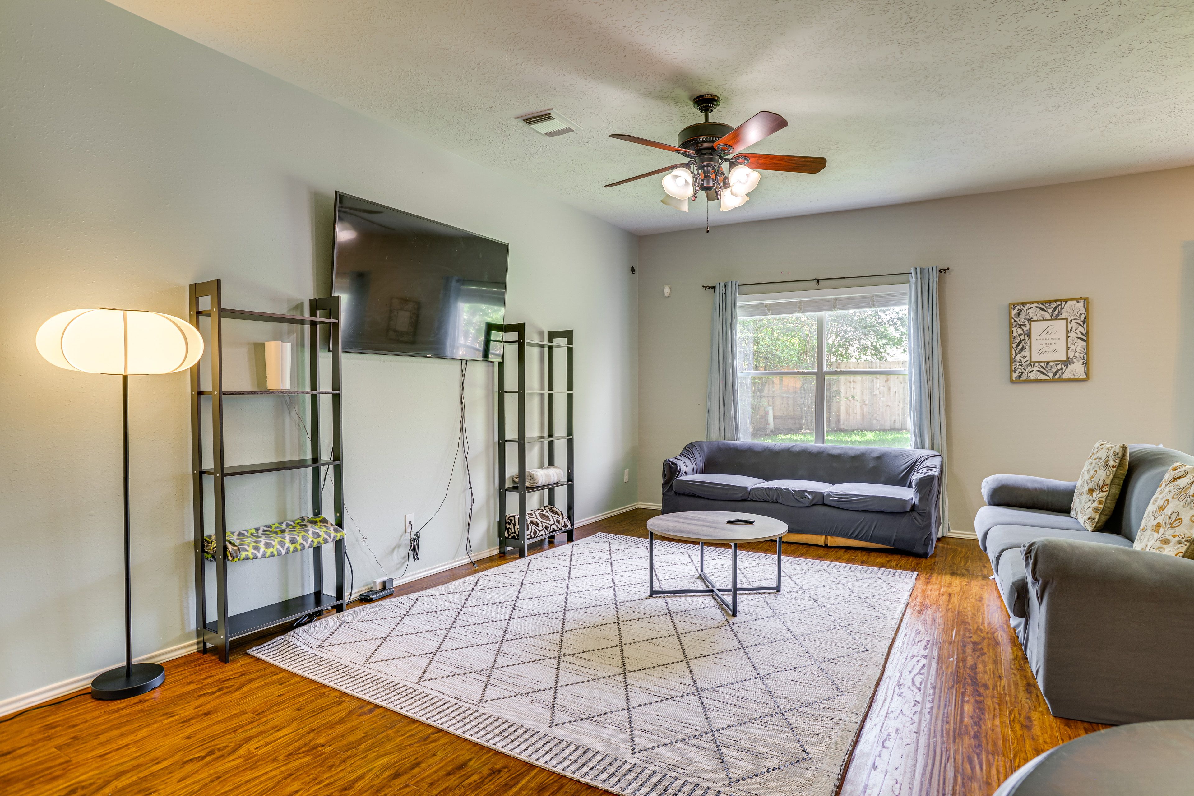 Humble Vacation Rental | 4BR | 2.5BA | Stairs Required | 1,800 Sq Ft