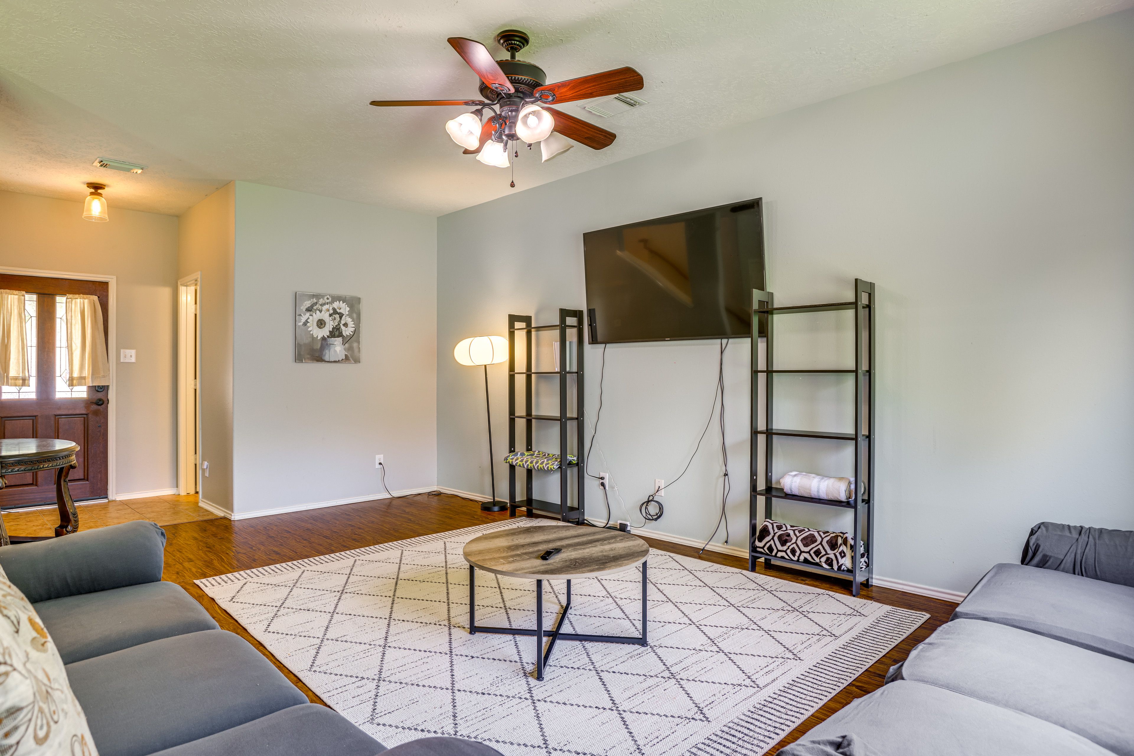 Living Room | Smart TV | Free WiFi | 1st Floor