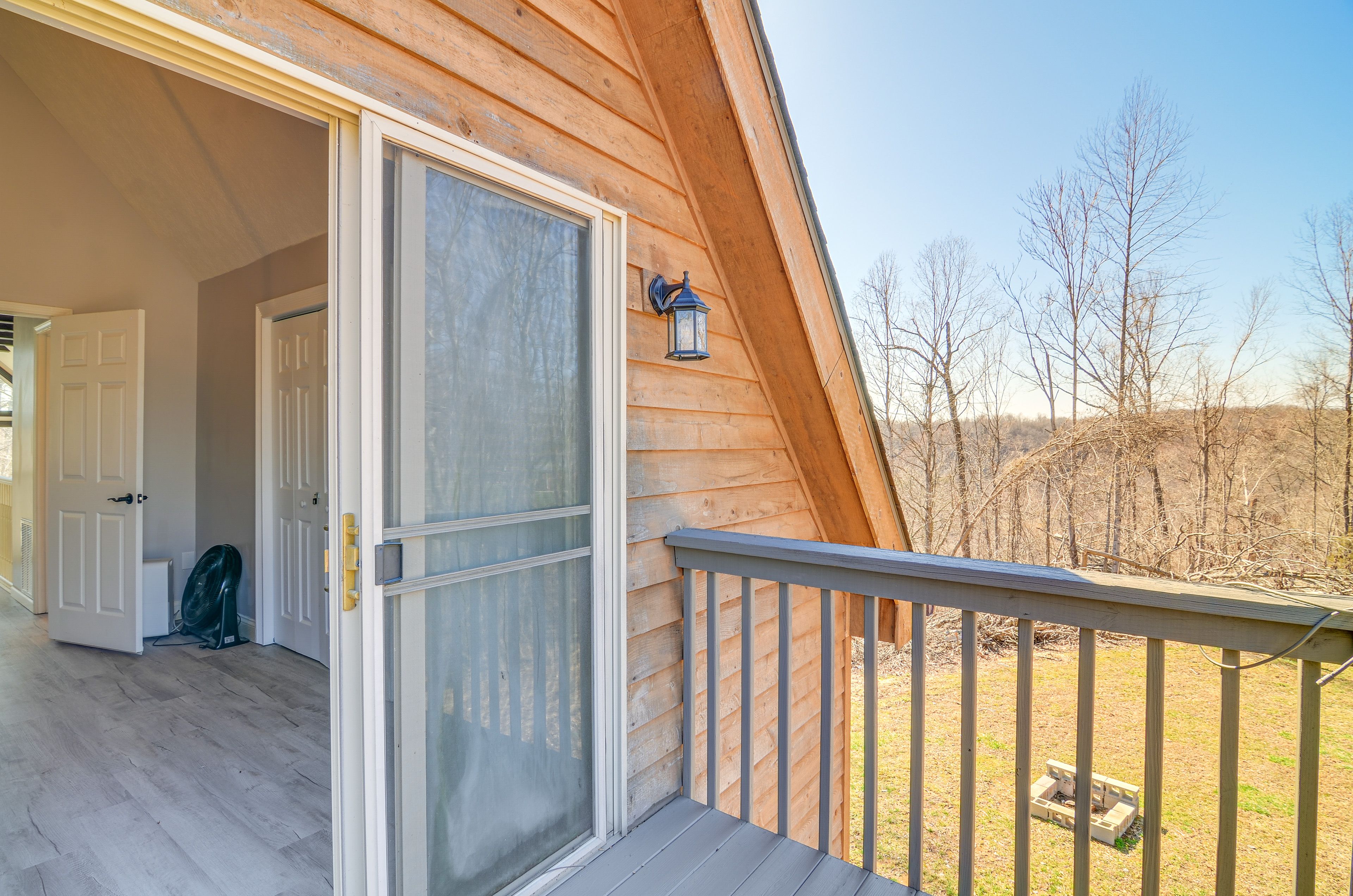Cottage Exterior | Balcony