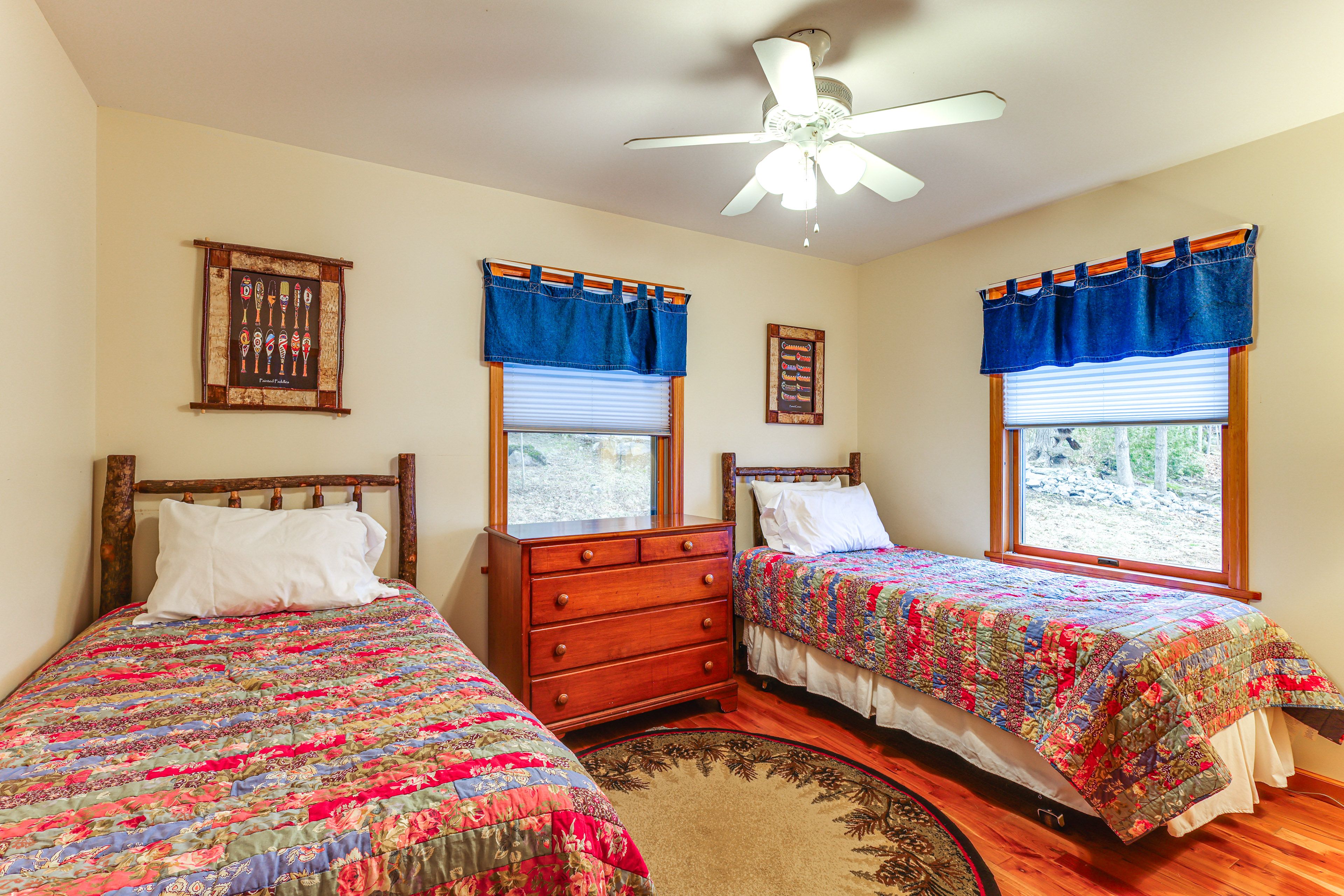 Bedroom 2 | 1st Floor | 2 Twin Beds