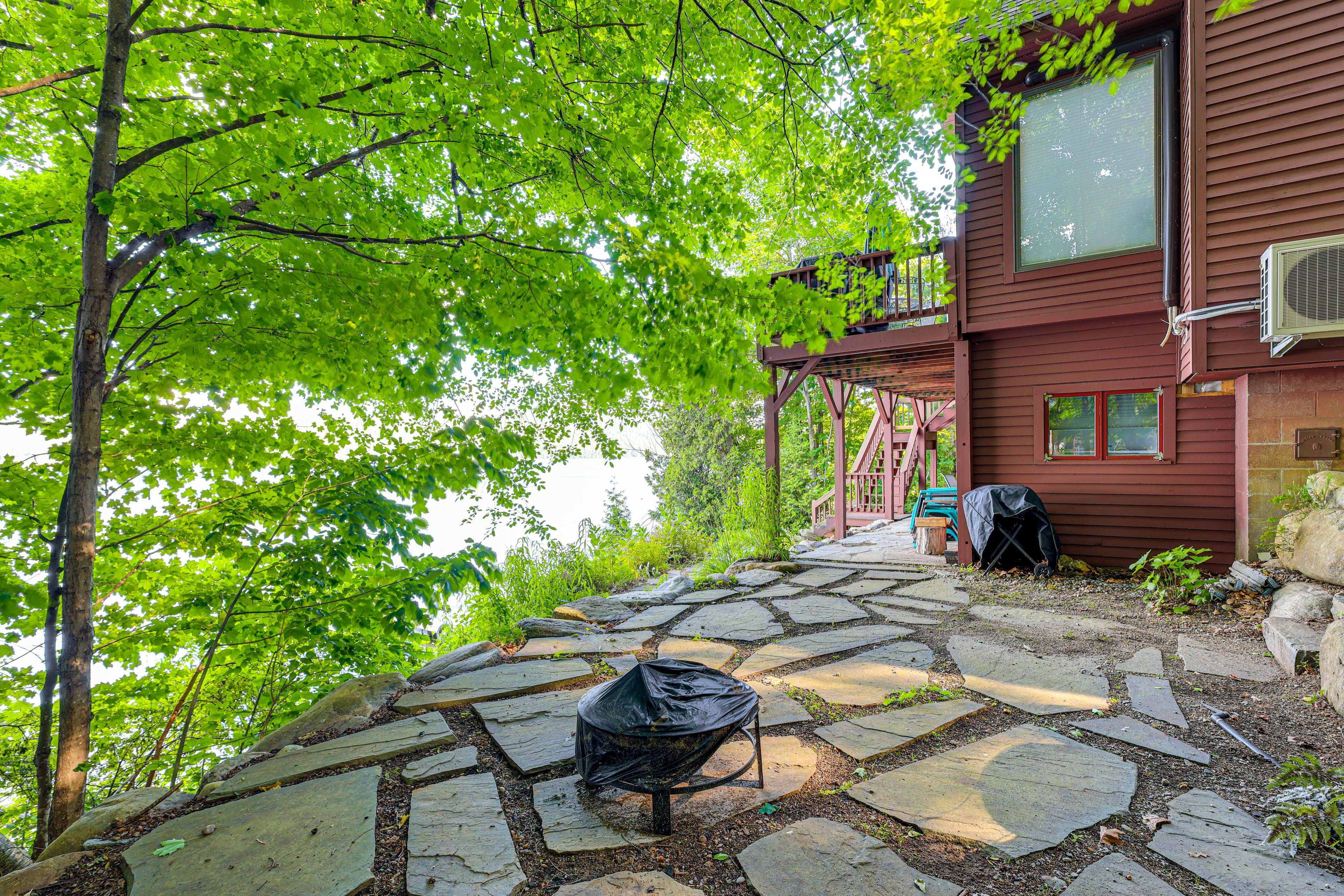 Patio | Wood-Burning Fire Pit